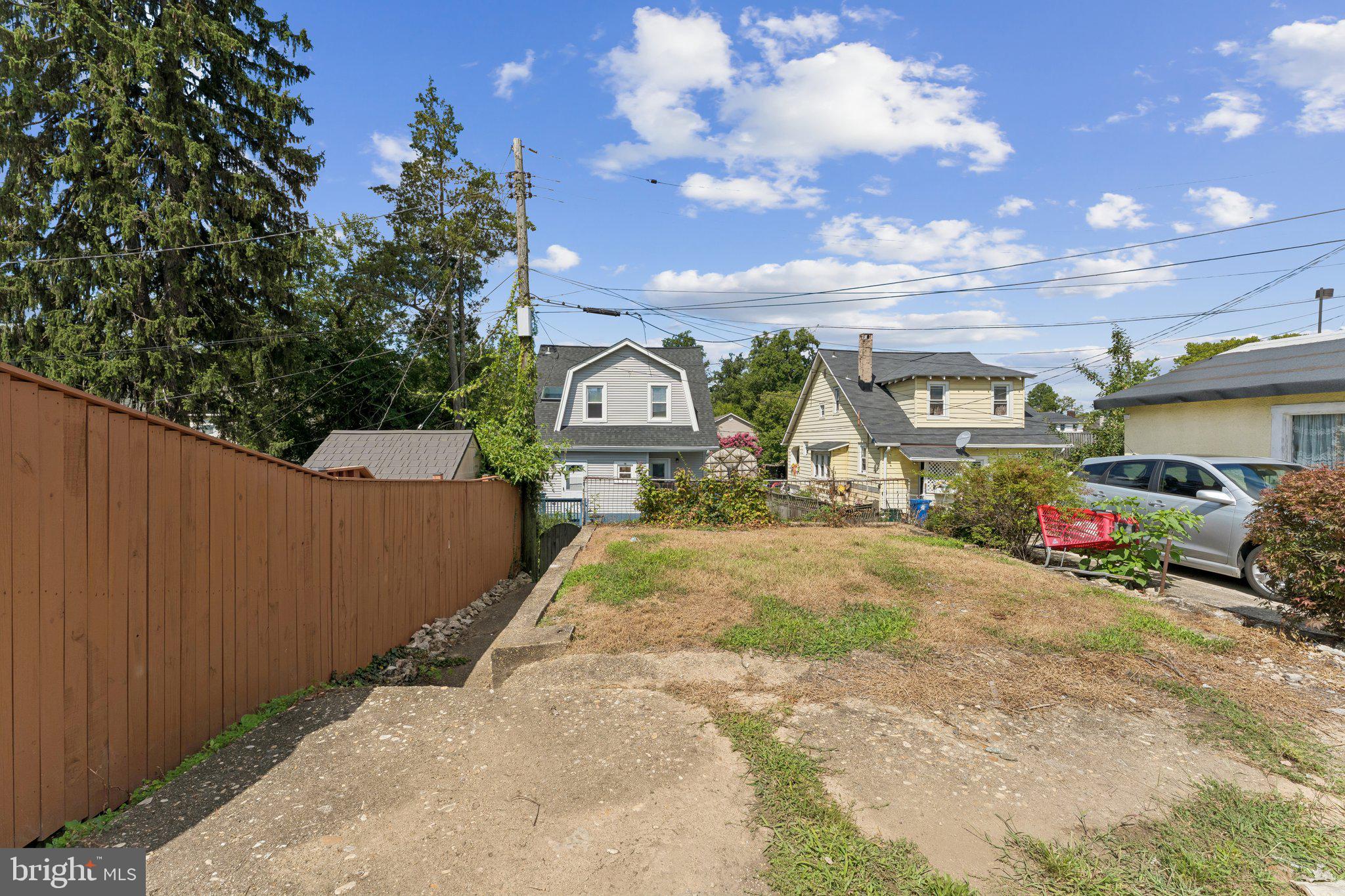 3403 WOODBINE AVENUE