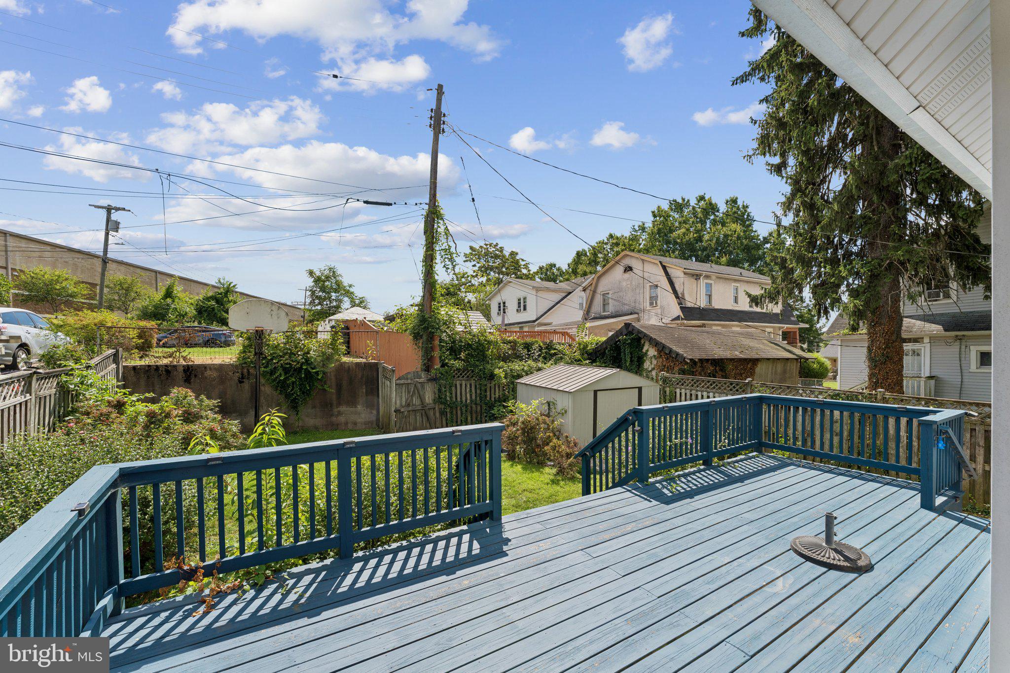 3403 WOODBINE AVENUE
