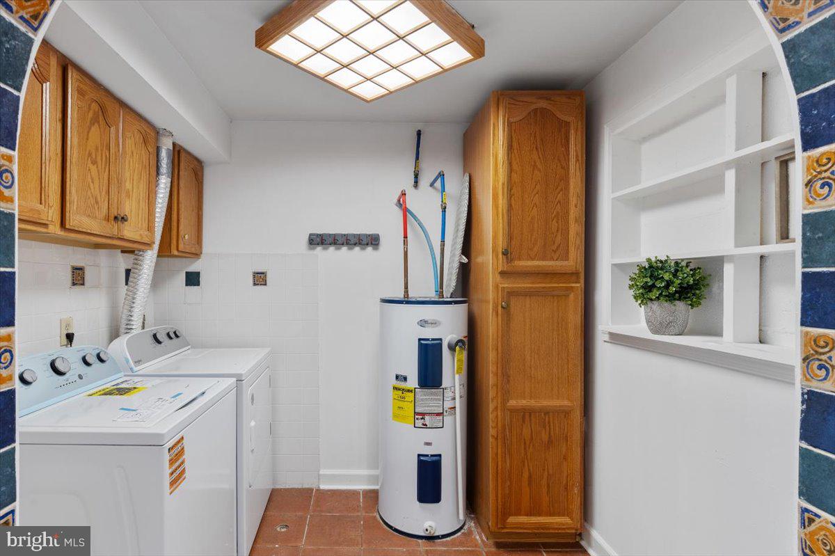 STAFFORD MEADOWS - Residential Lease