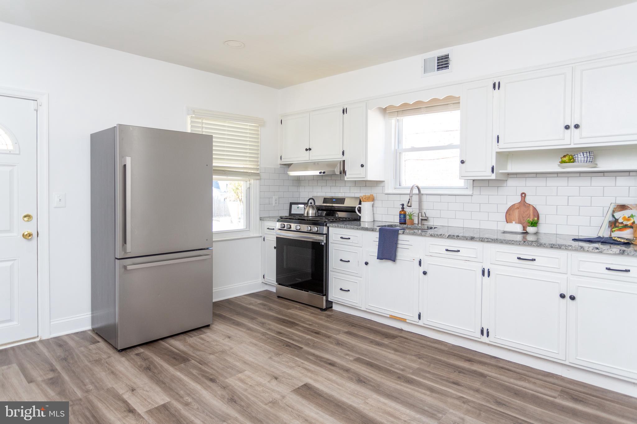 GARDENVILLE - Residential