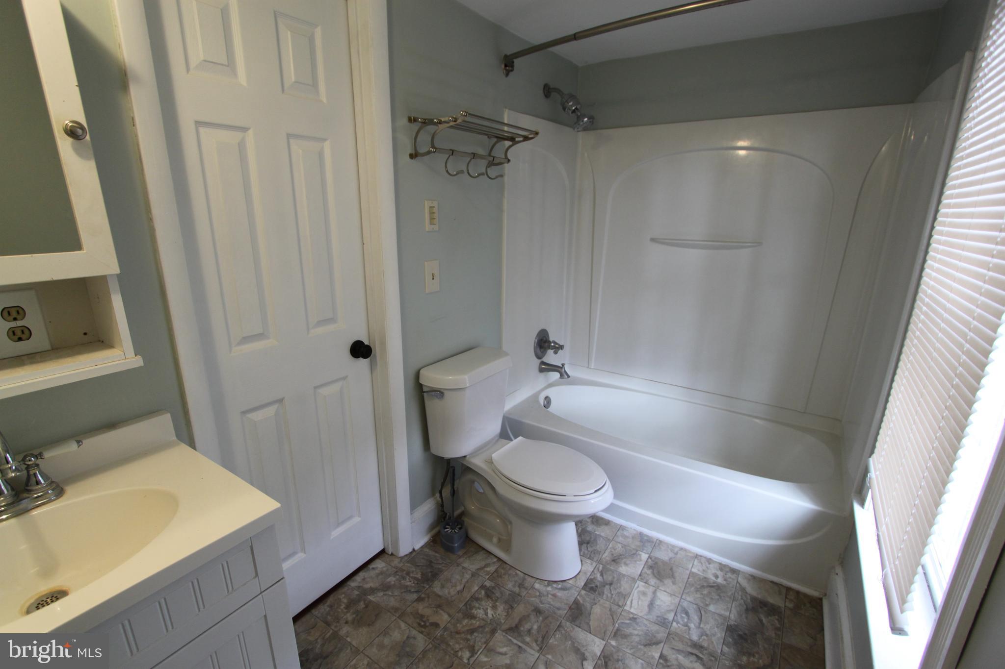 KEARNEYSVILLE - Residential Lease