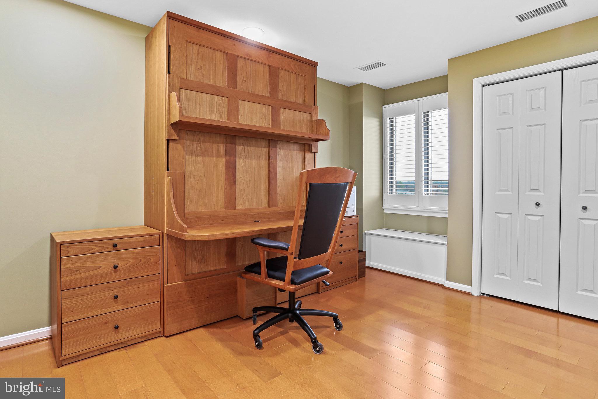 THE WESLIE - Residential