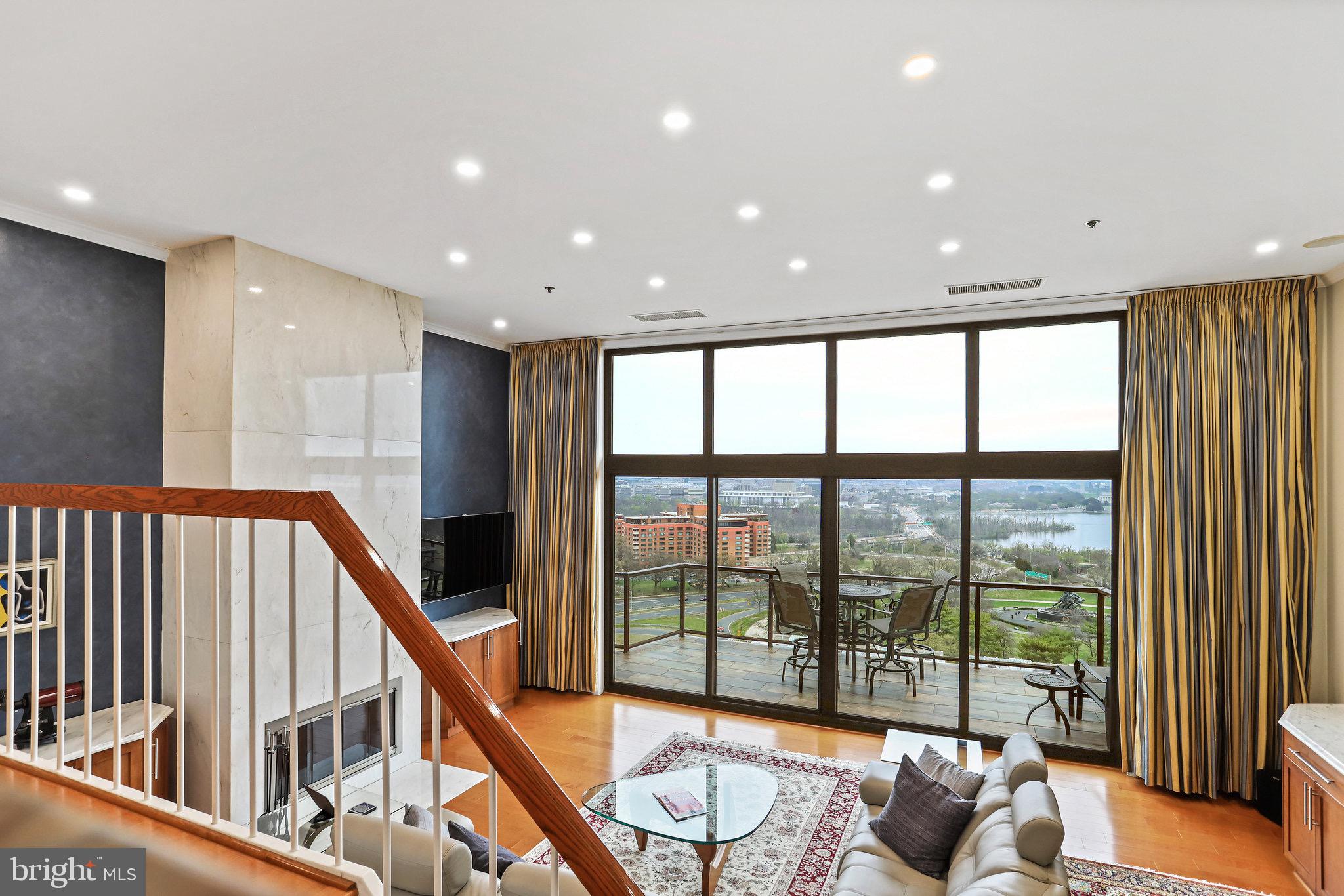 THE WESLIE - Residential