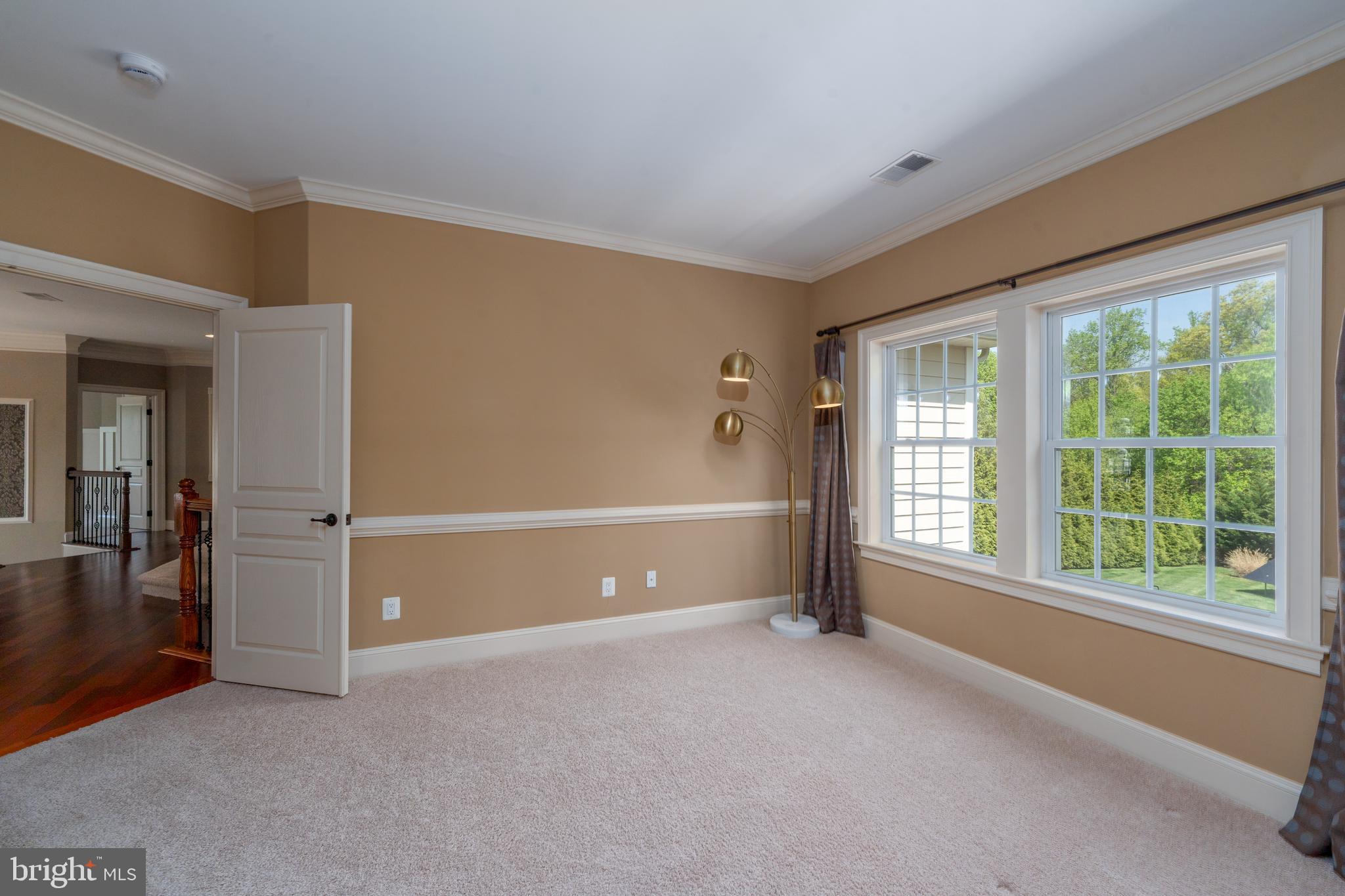 BRIAR KNOLL - Residential