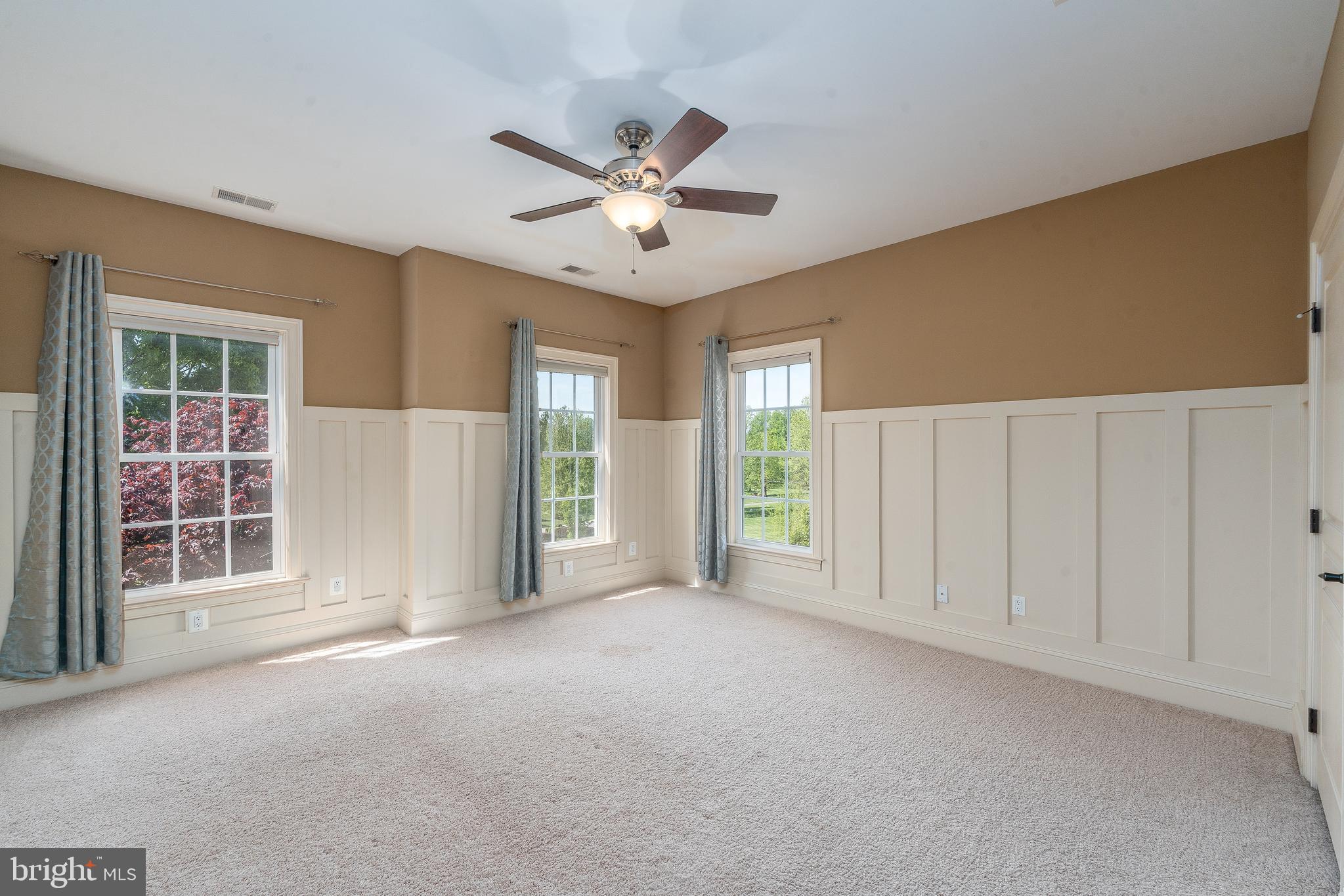 BRIAR KNOLL - Residential