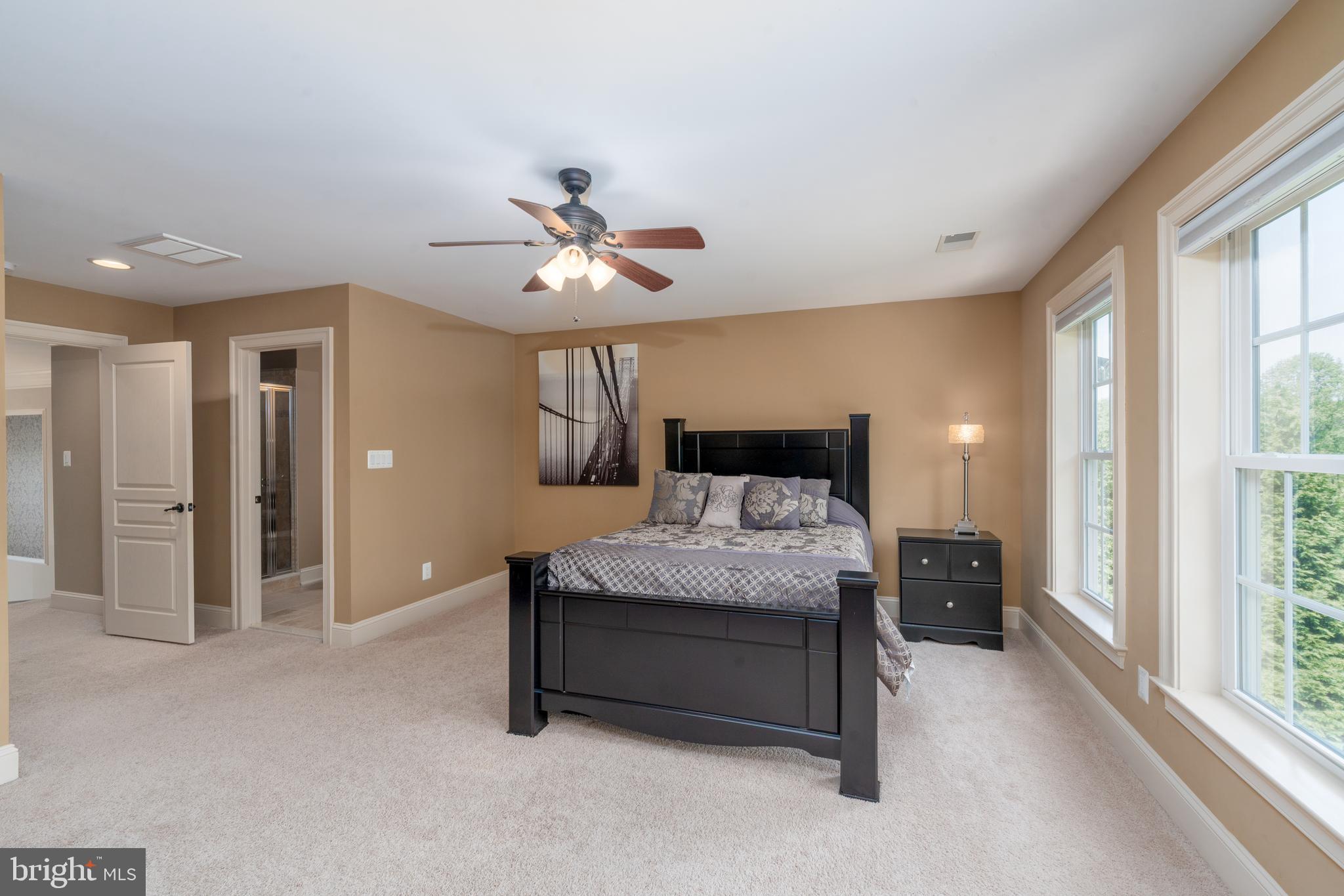 BRIAR KNOLL - Residential