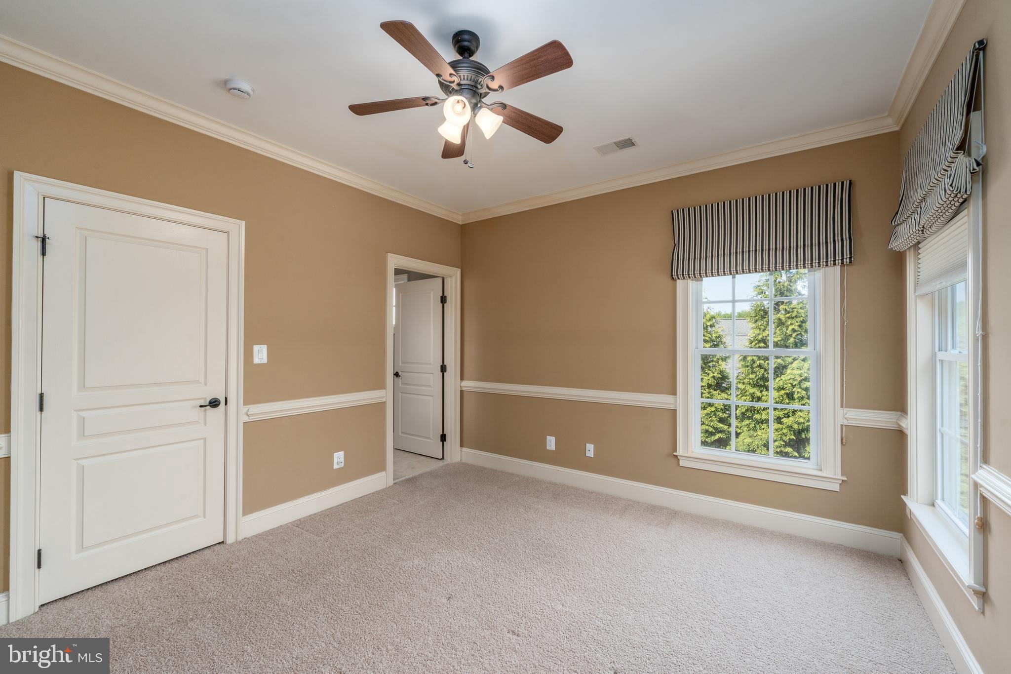 BRIAR KNOLL - Residential