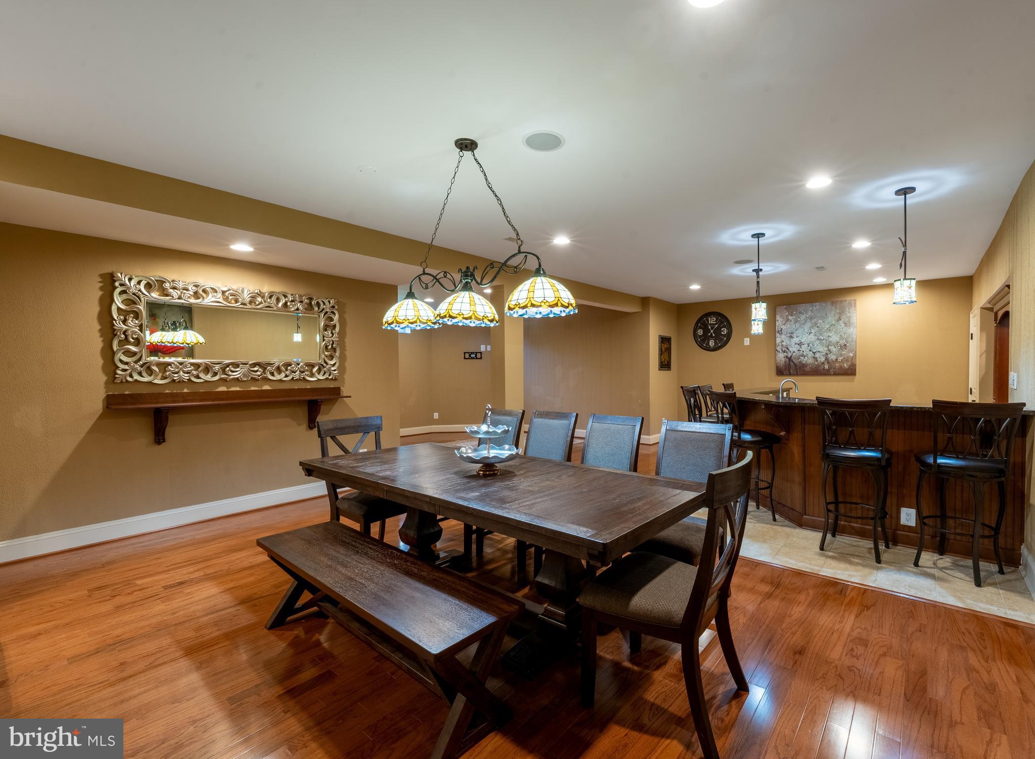 BRIAR KNOLL - Residential