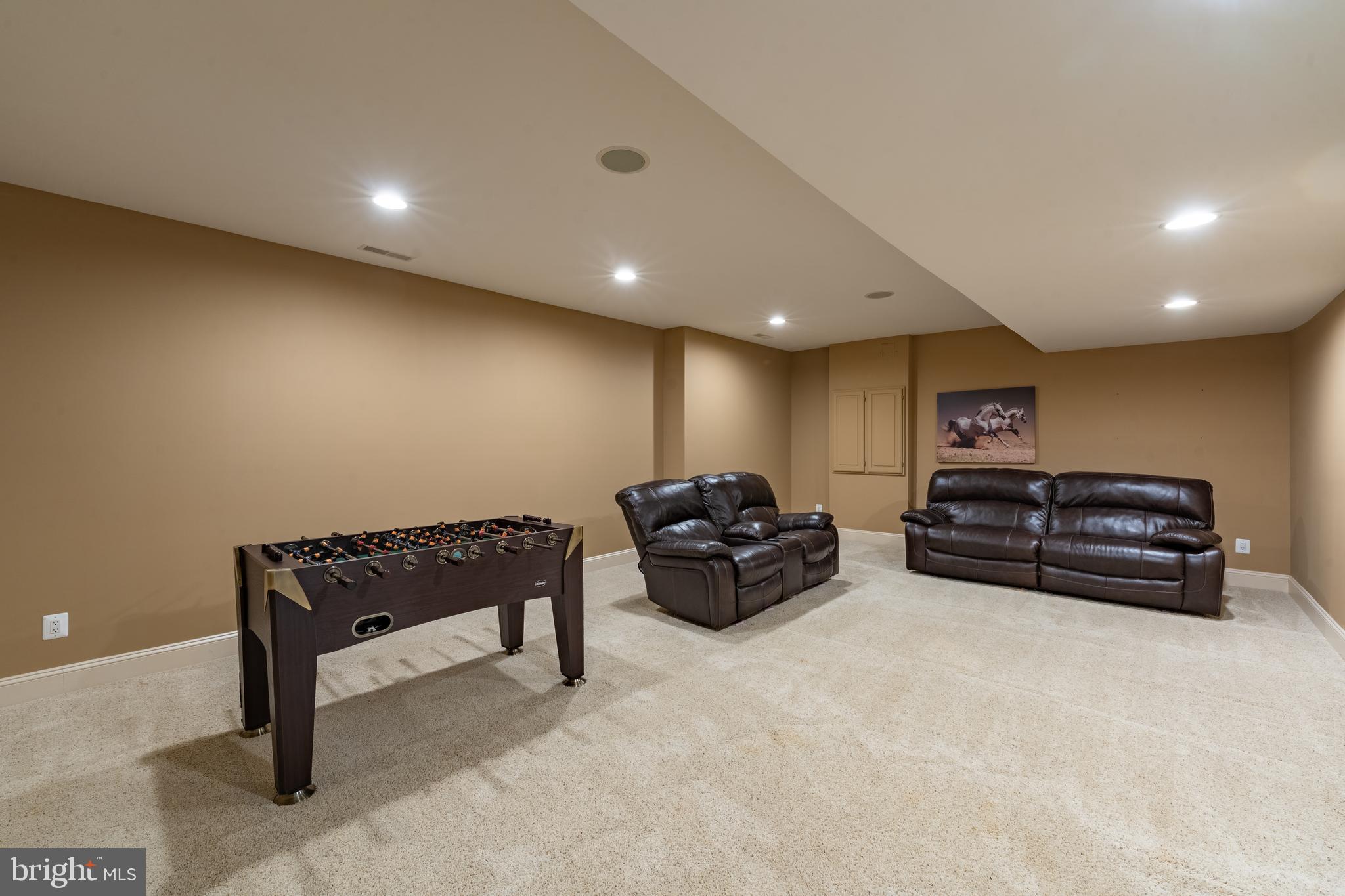 BRIAR KNOLL - Residential