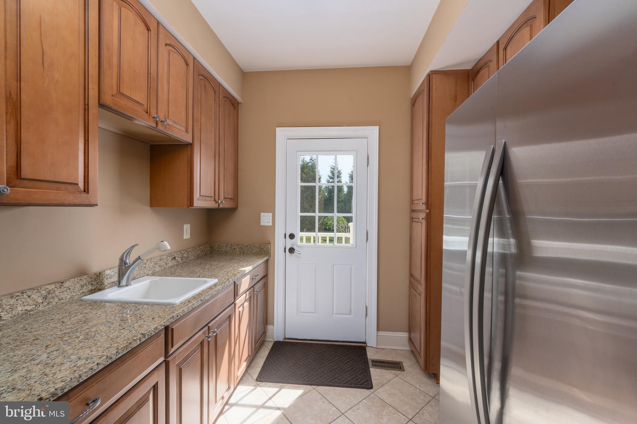 BRIAR KNOLL - Residential