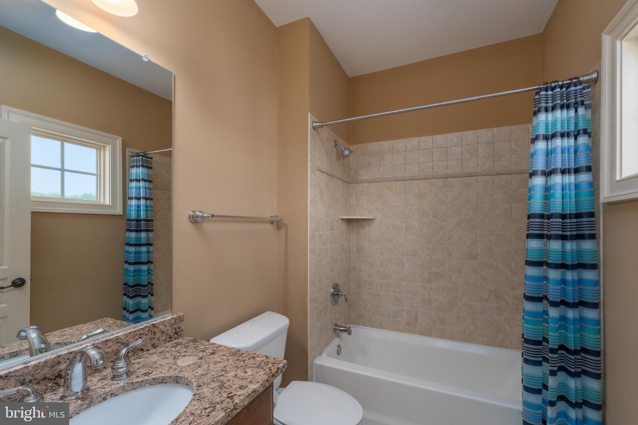 BRIAR KNOLL - Residential