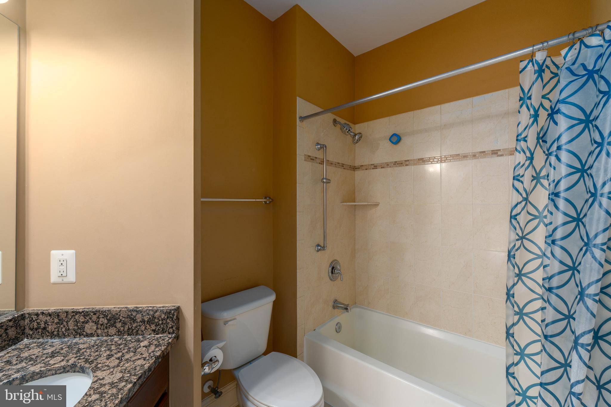 BRIAR KNOLL - Residential