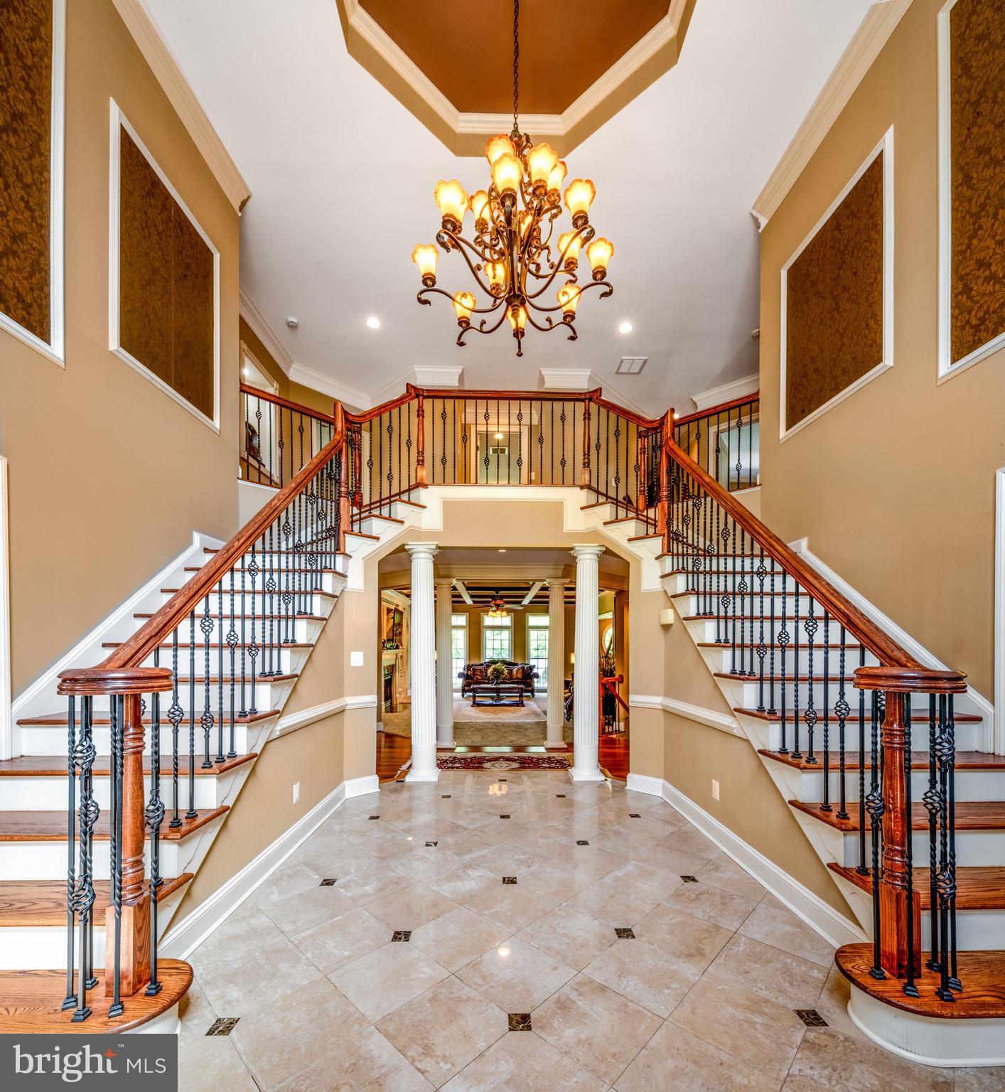 BRIAR KNOLL - Residential