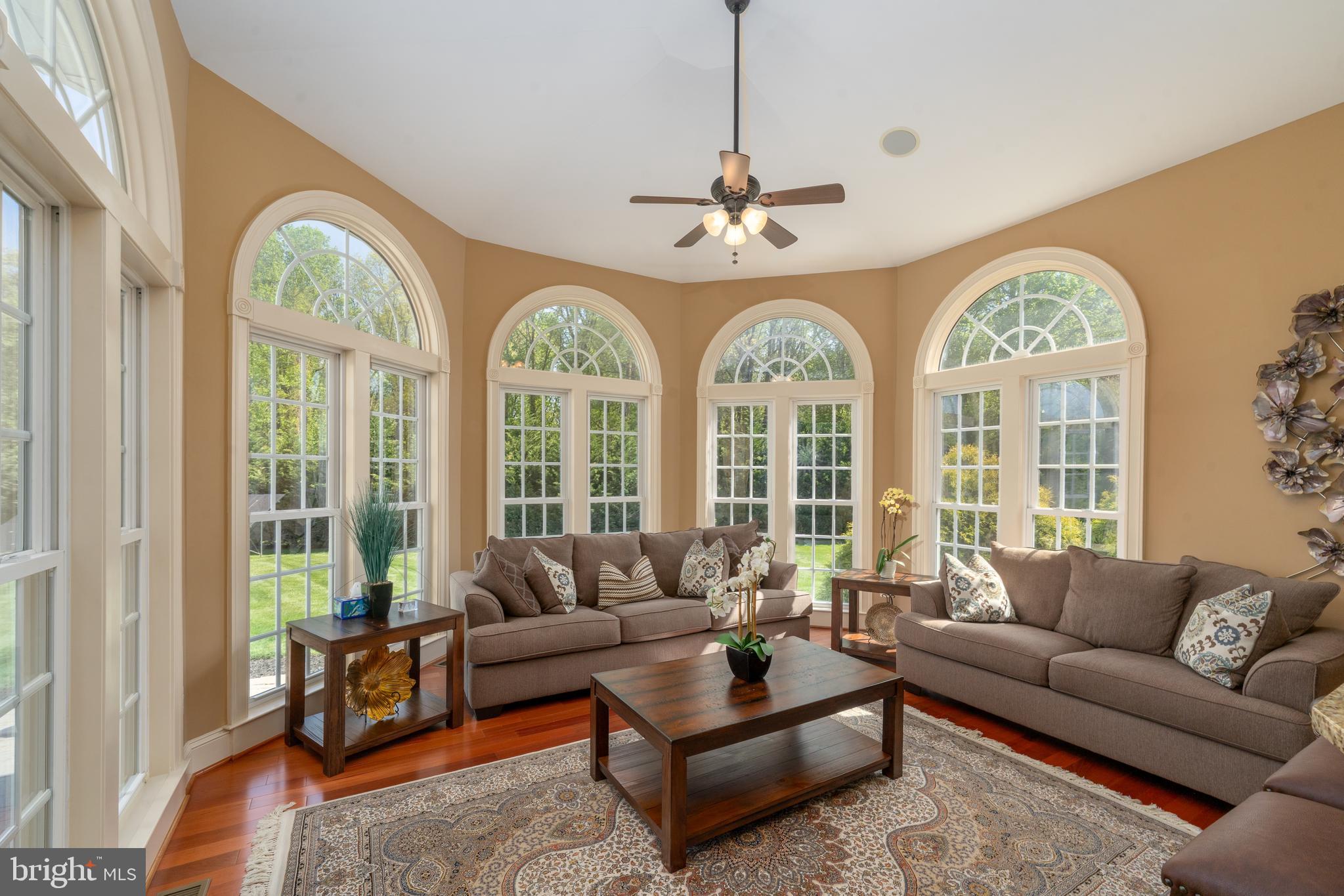 BRIAR KNOLL - Residential