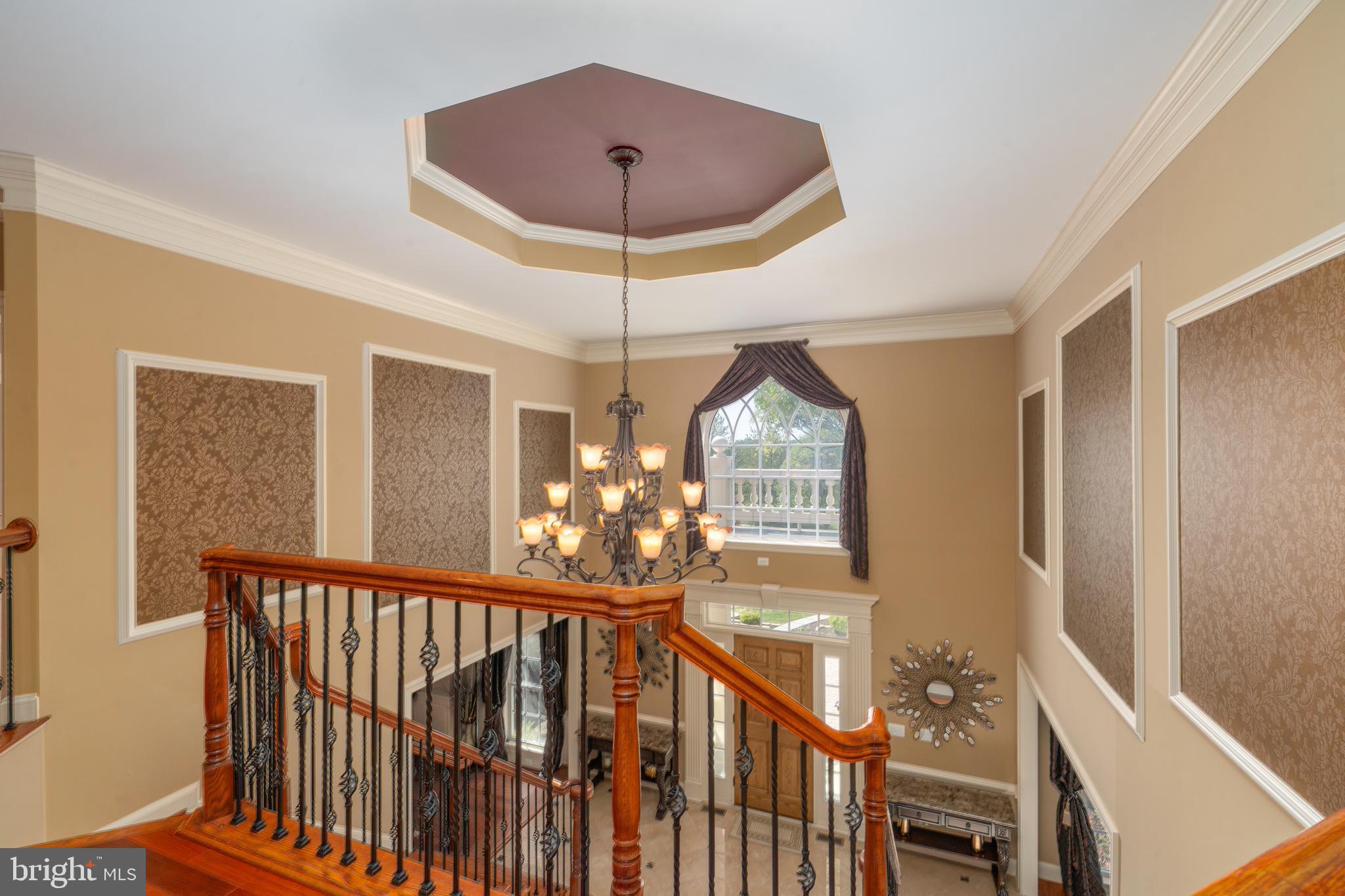 BRIAR KNOLL - Residential