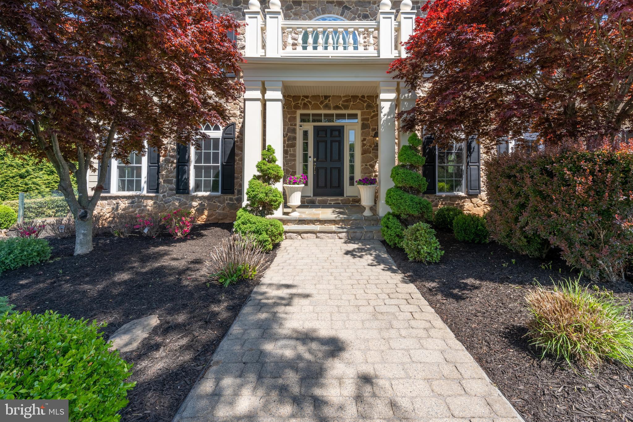 BRIAR KNOLL - Residential