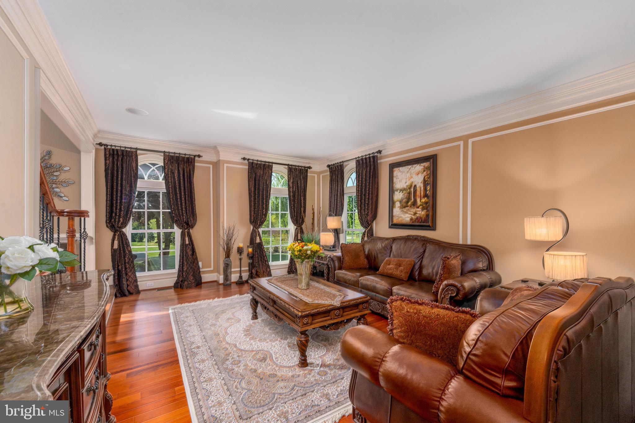 BRIAR KNOLL - Residential