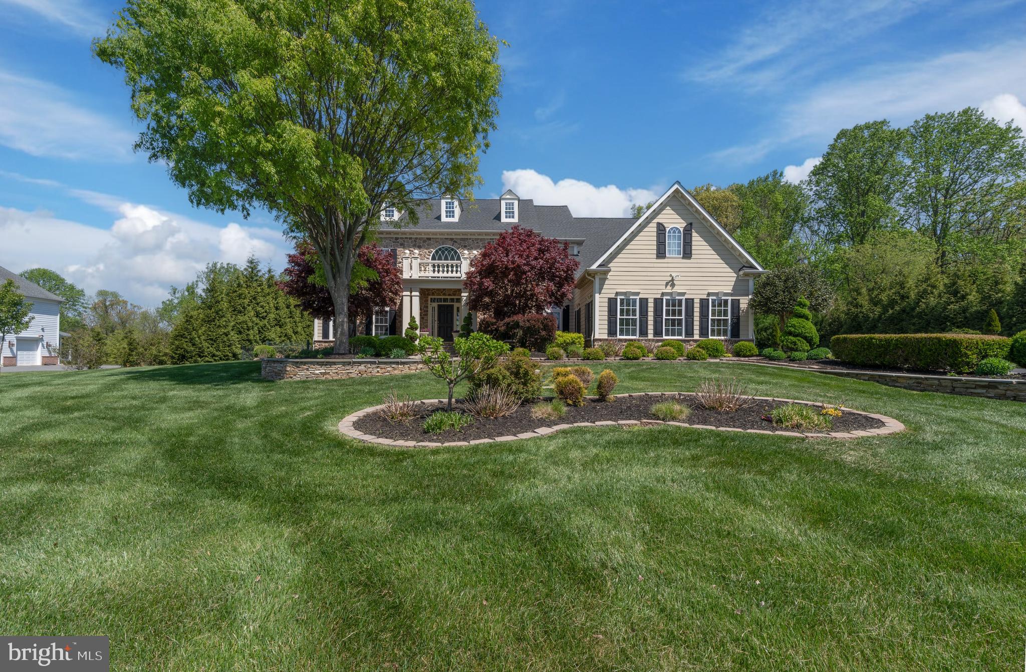 BRIAR KNOLL - Residential