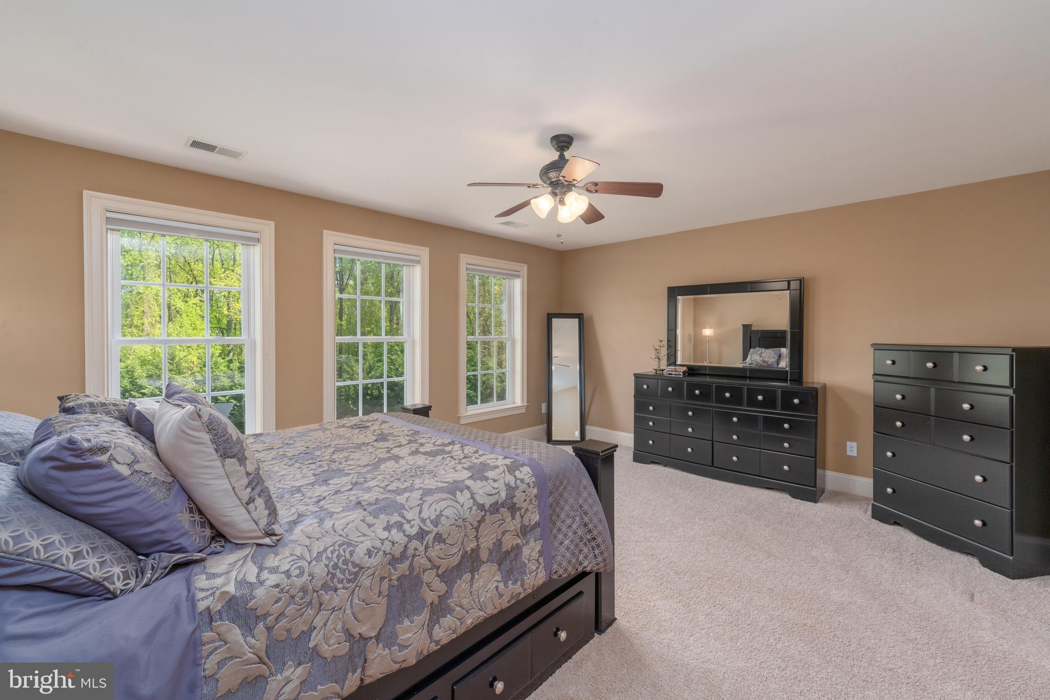 BRIAR KNOLL - Residential