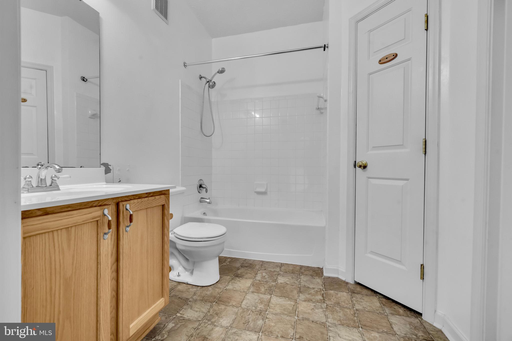 PINEY ORCHARD - Residential