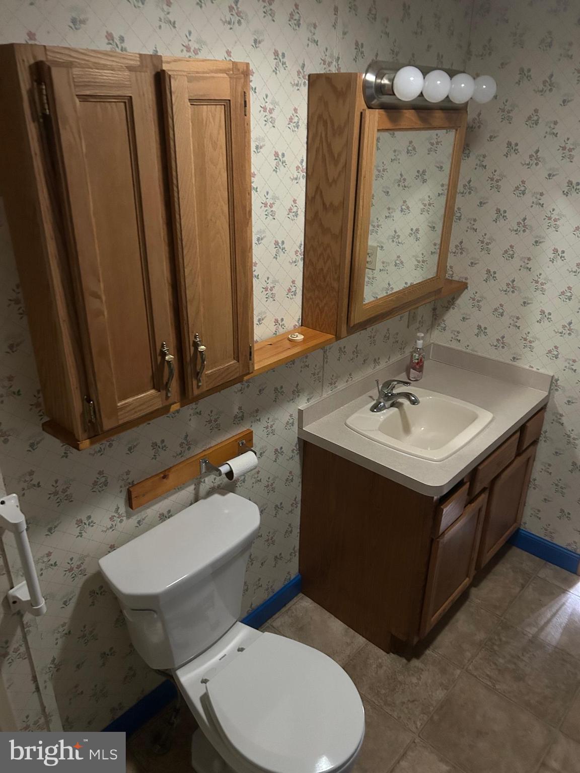 CRESTWOOD ESTATES MHP - Residential