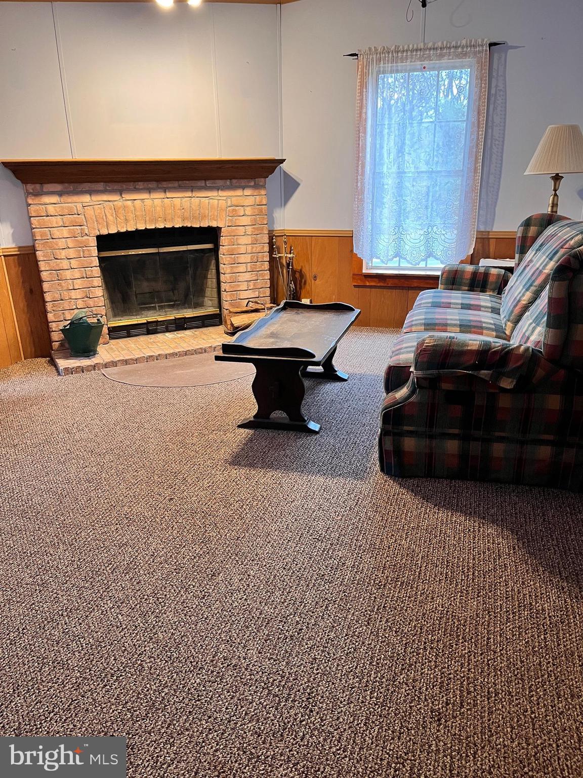 CRESTWOOD ESTATES MHP - Residential