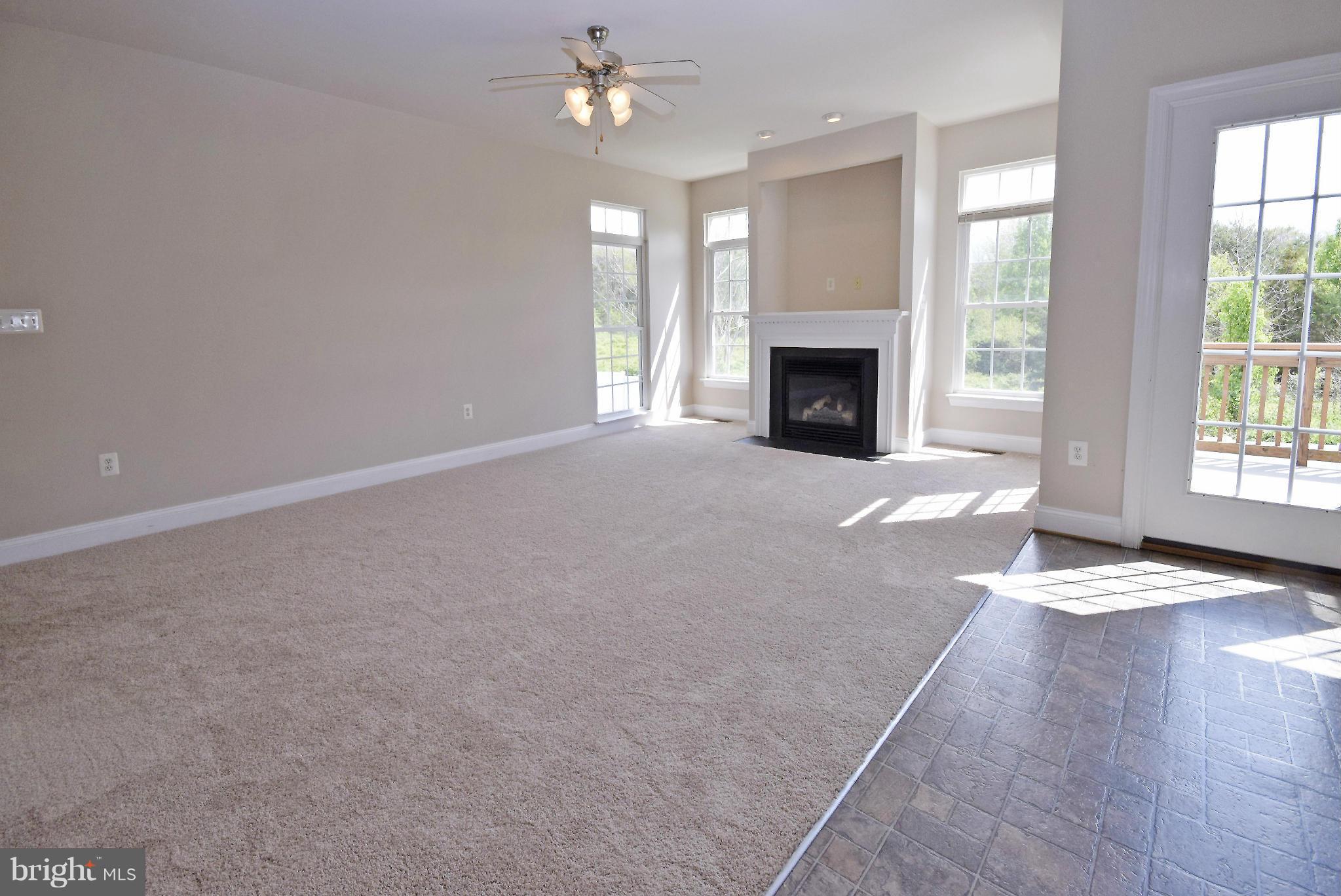 HOLLAND MEADOWS - Residential