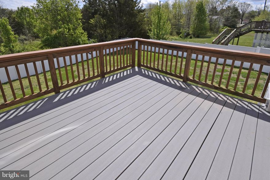 Need Space? Like to Golf? Upper Level Laundry? Main Level Bedroom? Open Floor Plan? Easy Access for Commuters? This is your home! Offers 5 Bedrooms, 4 full baths, full basement, large master suite, fenced in rear yard, deck, two car garage and much more. You must see to appreciate.