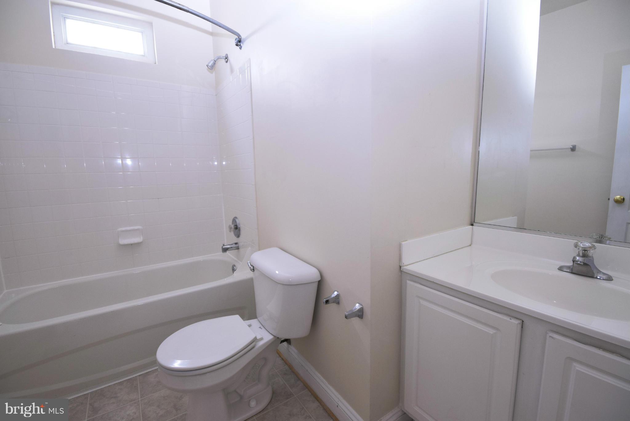 HOLLAND MEADOWS - Residential