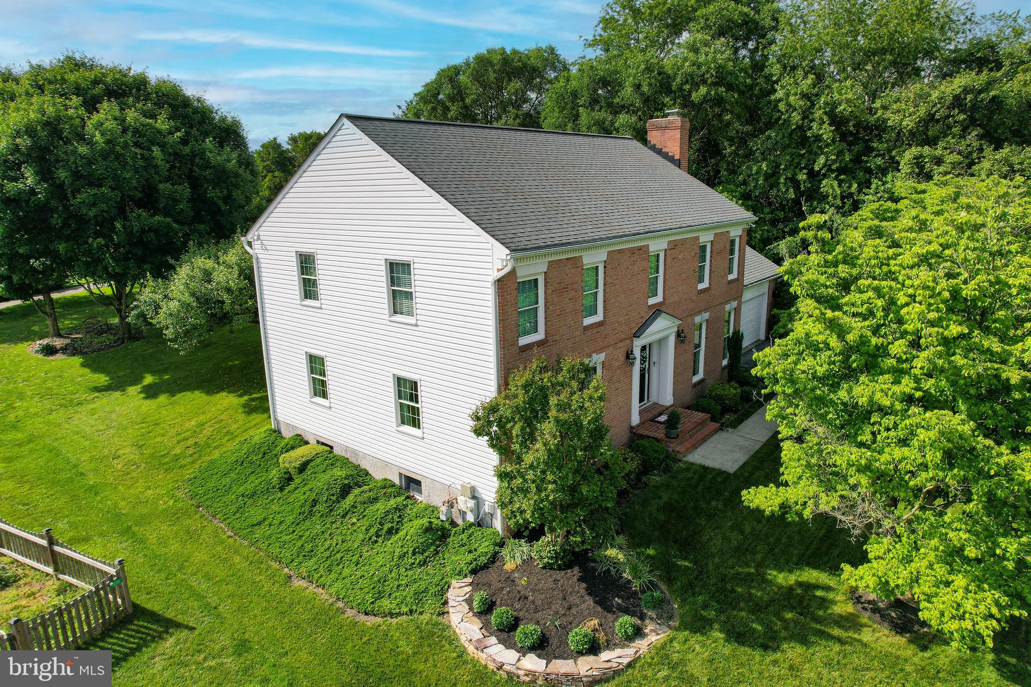 GRAY ROCK FARM - Residential