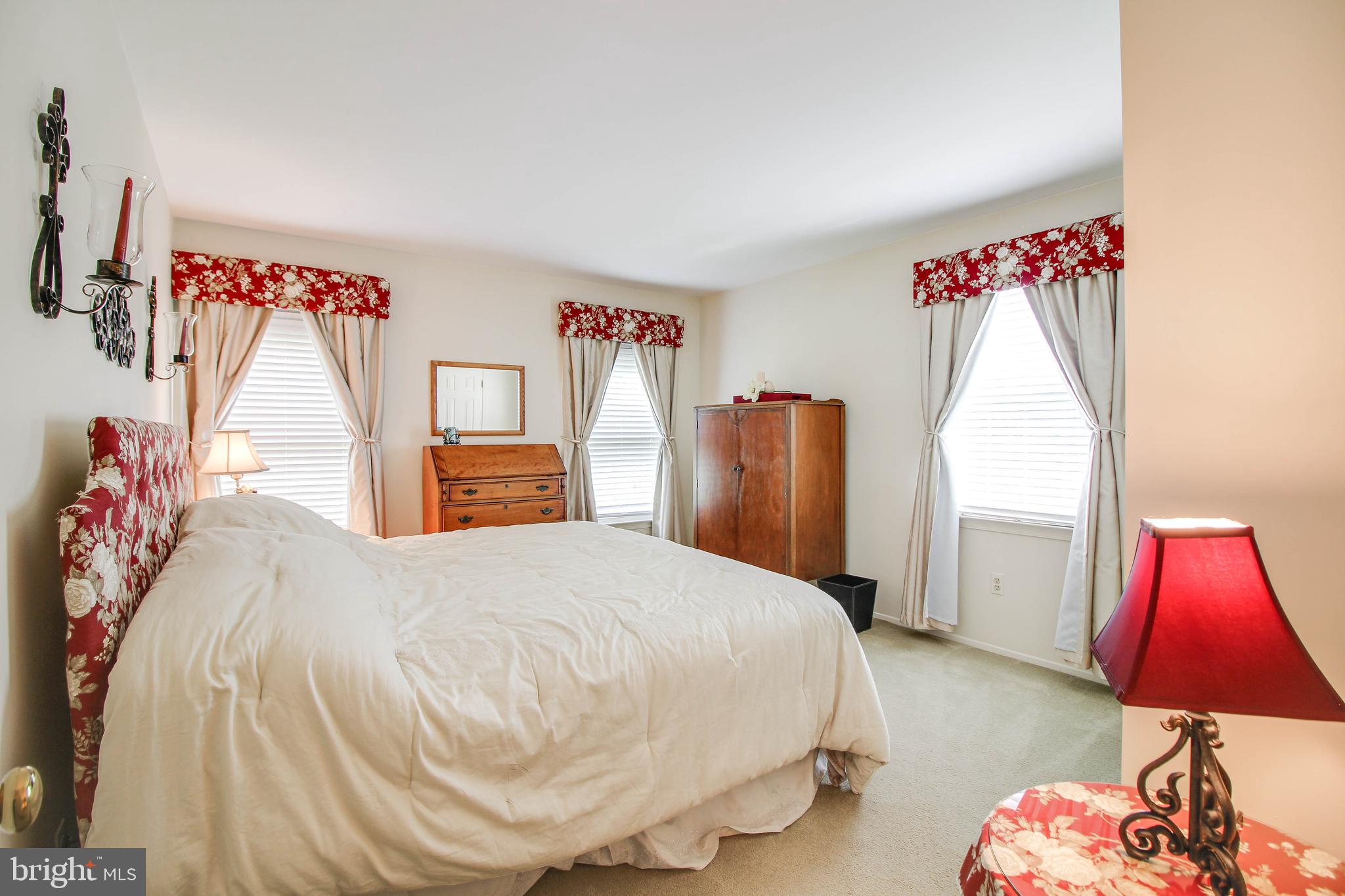 GRAY ROCK FARM - Residential