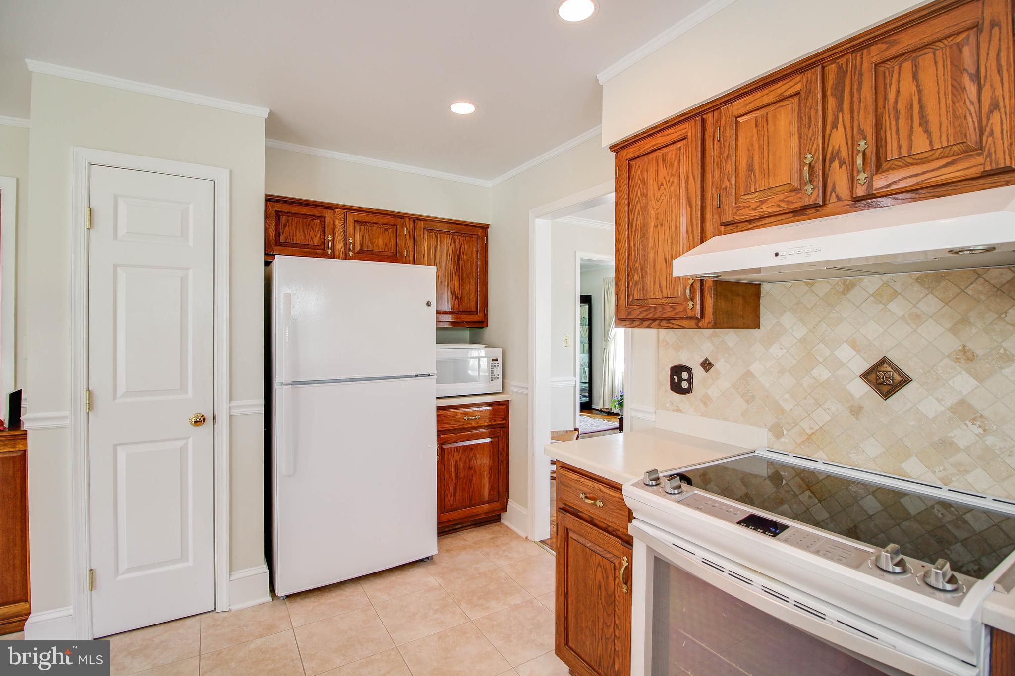 GRAY ROCK FARM - Residential