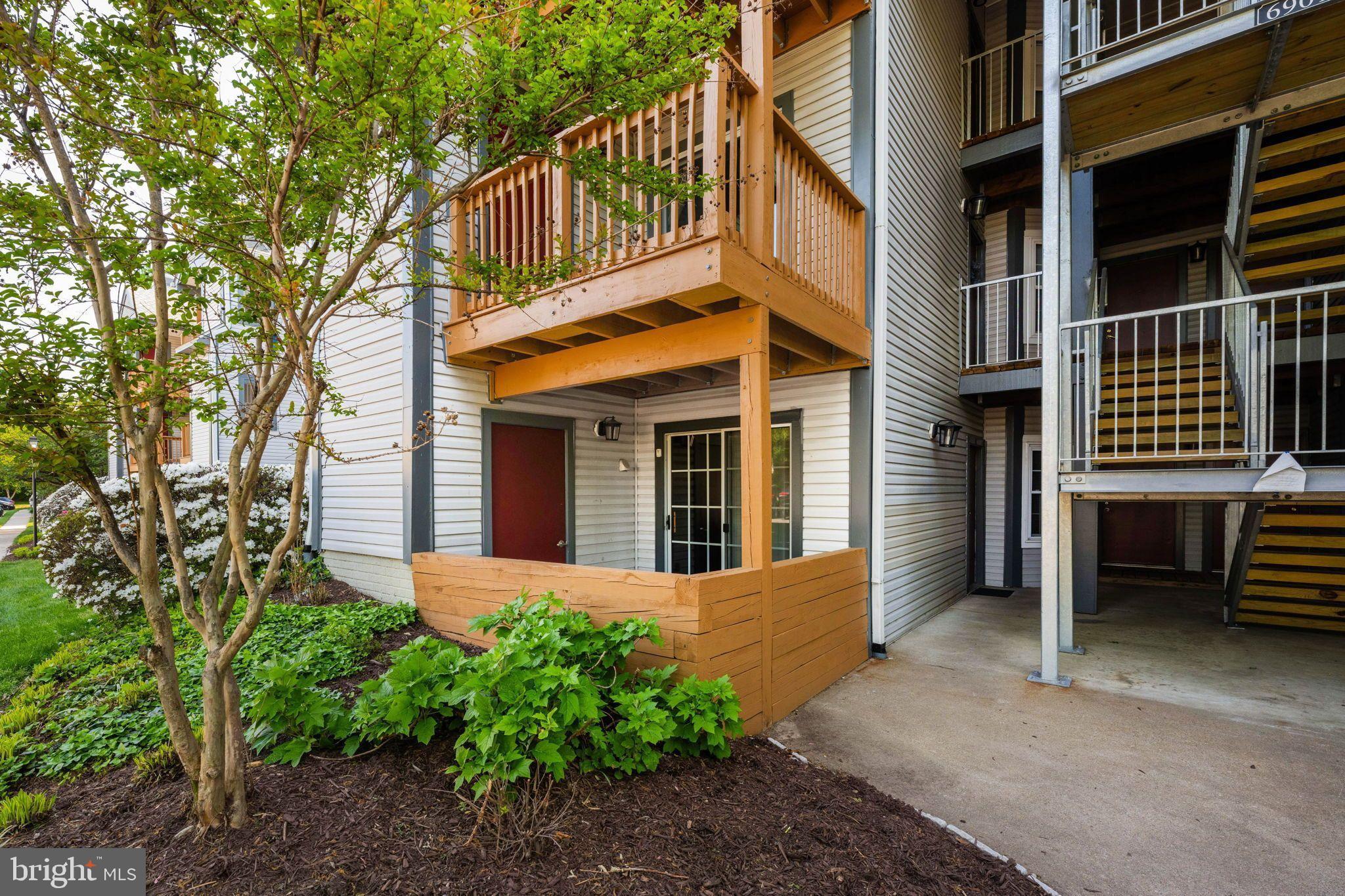 6901 VICTORIA DRIVE A