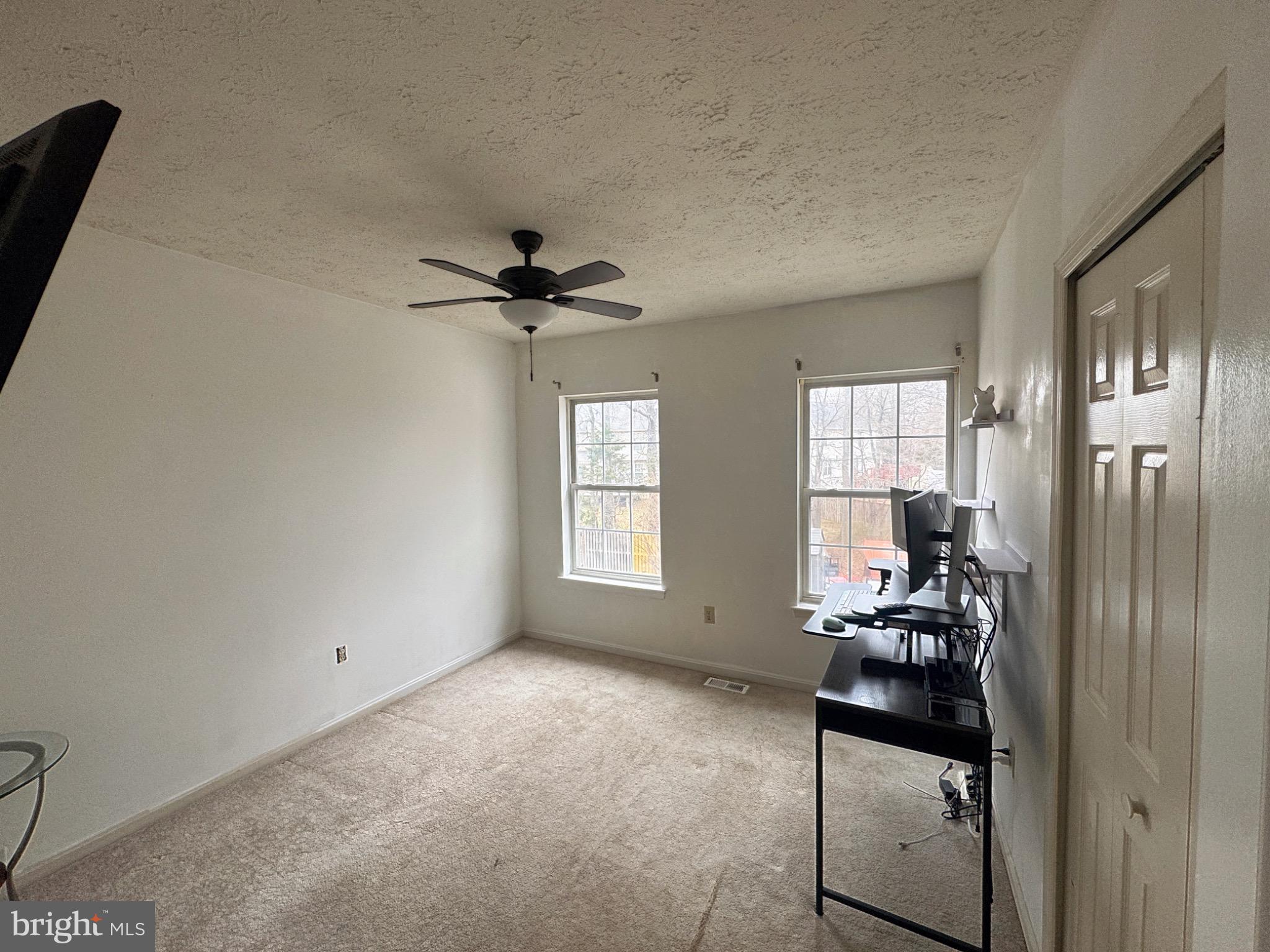 HAMPSHIRE - Residential