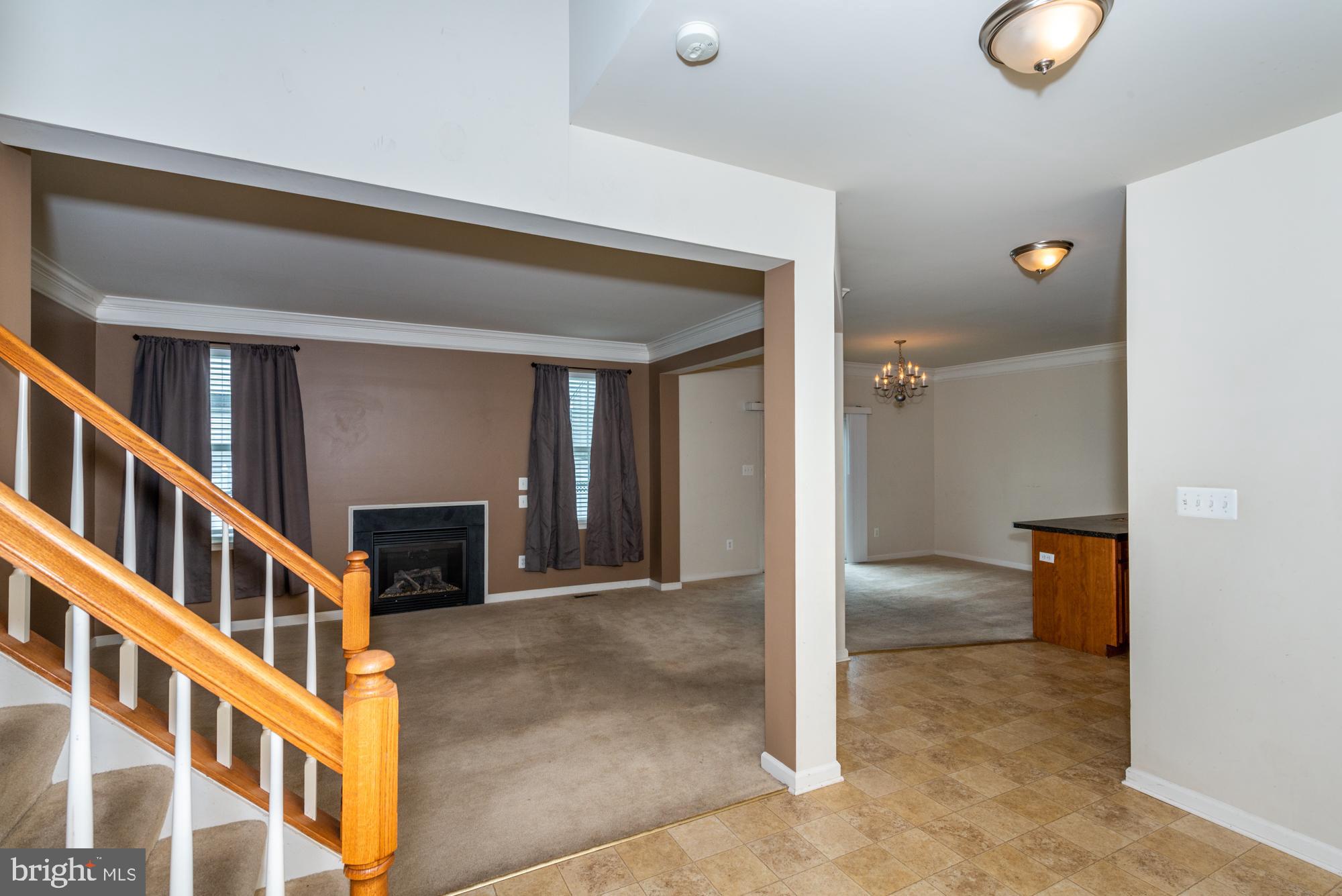 BROWNSTONE MANOR - Residential