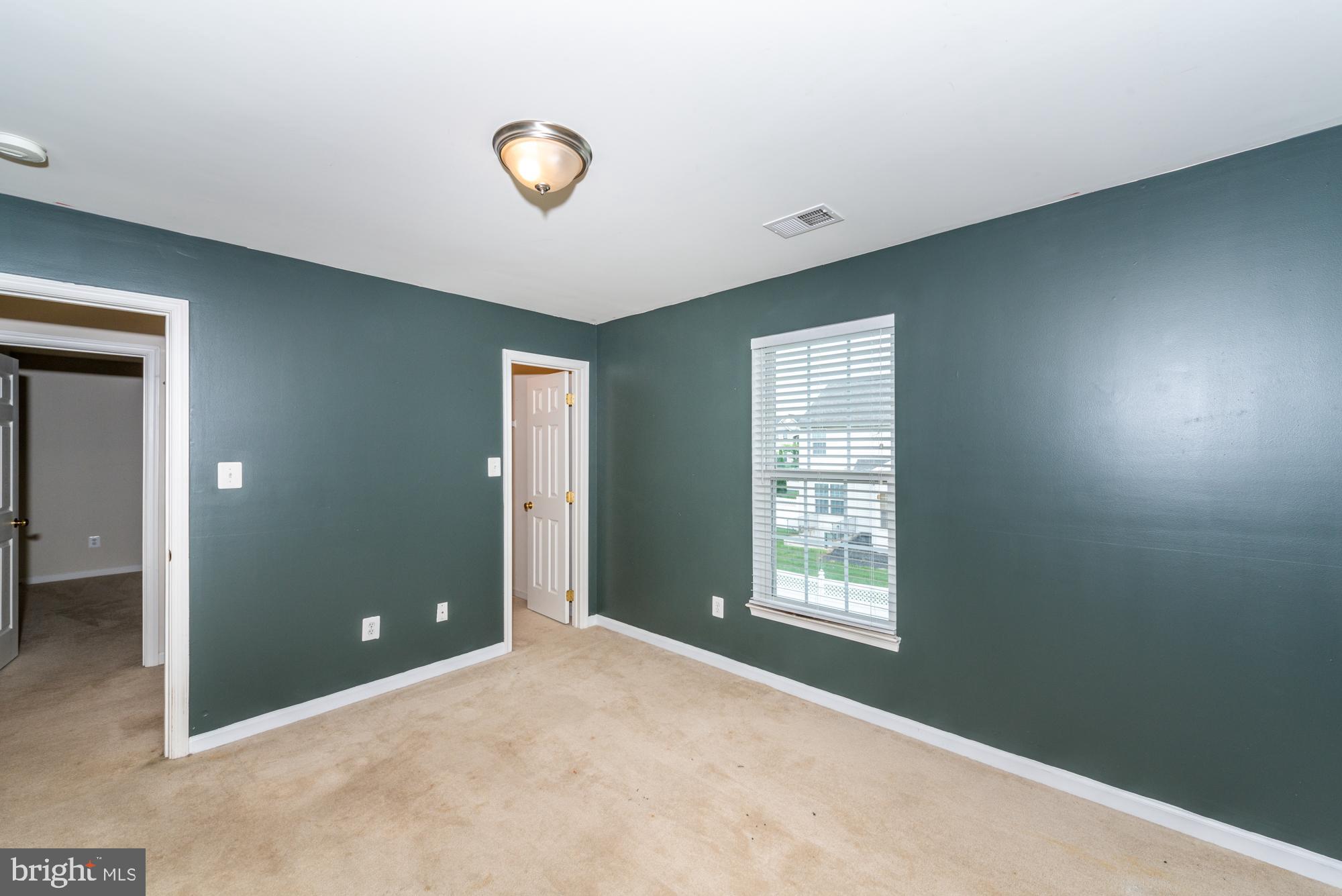 BROWNSTONE MANOR - Residential