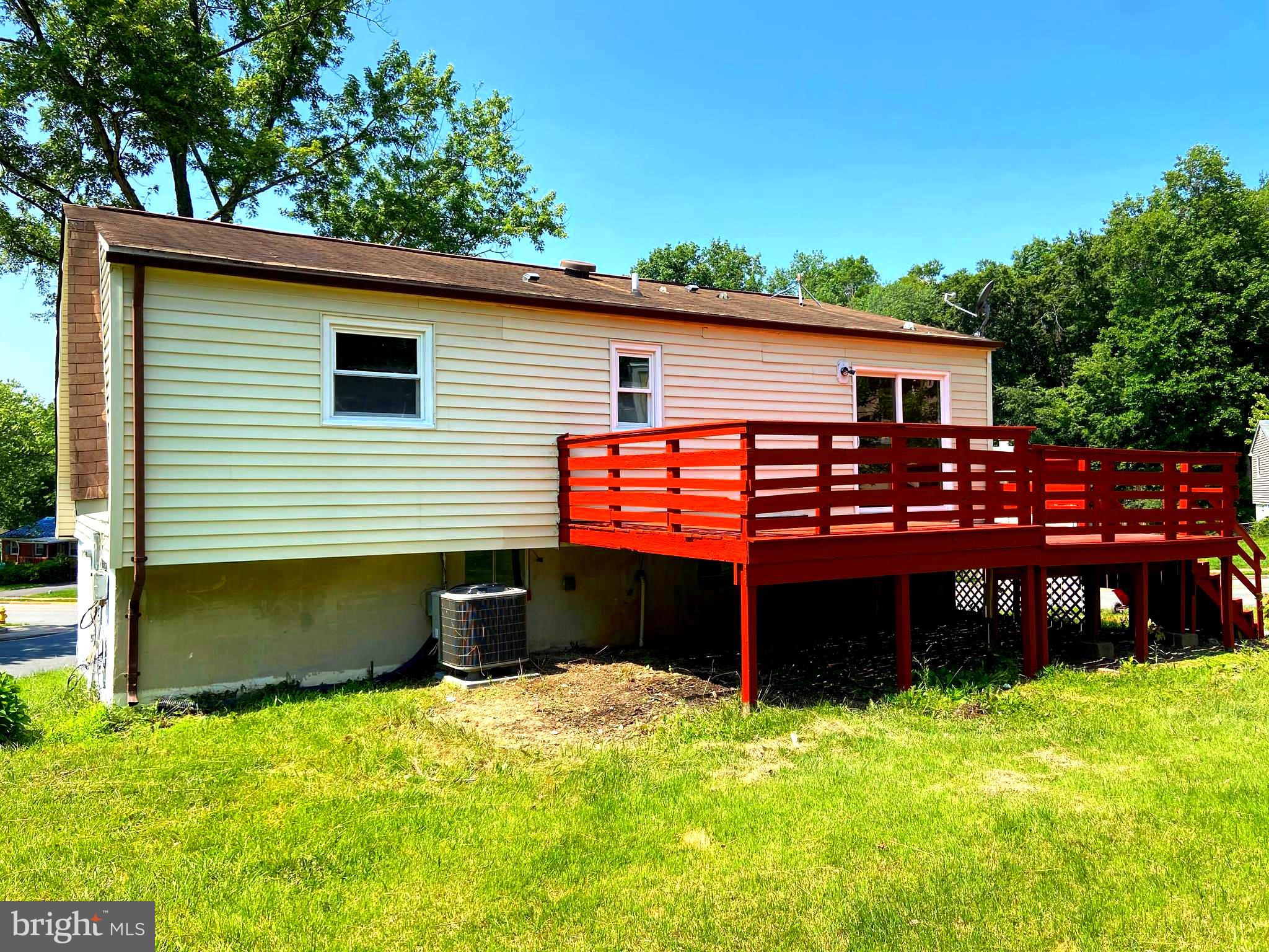 13017 KERRYDALE ROAD