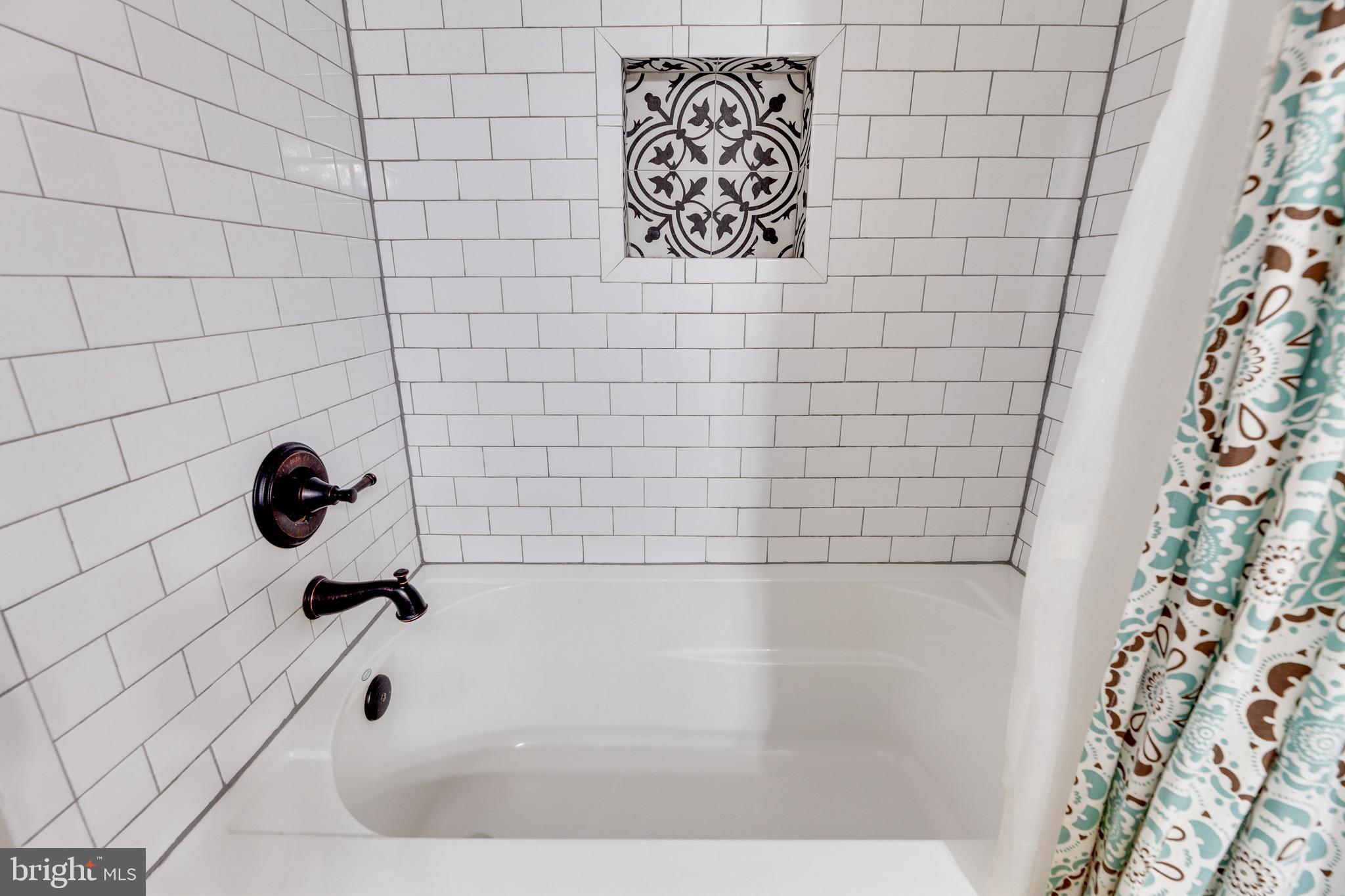 TARRINGTON CREEK - Residential