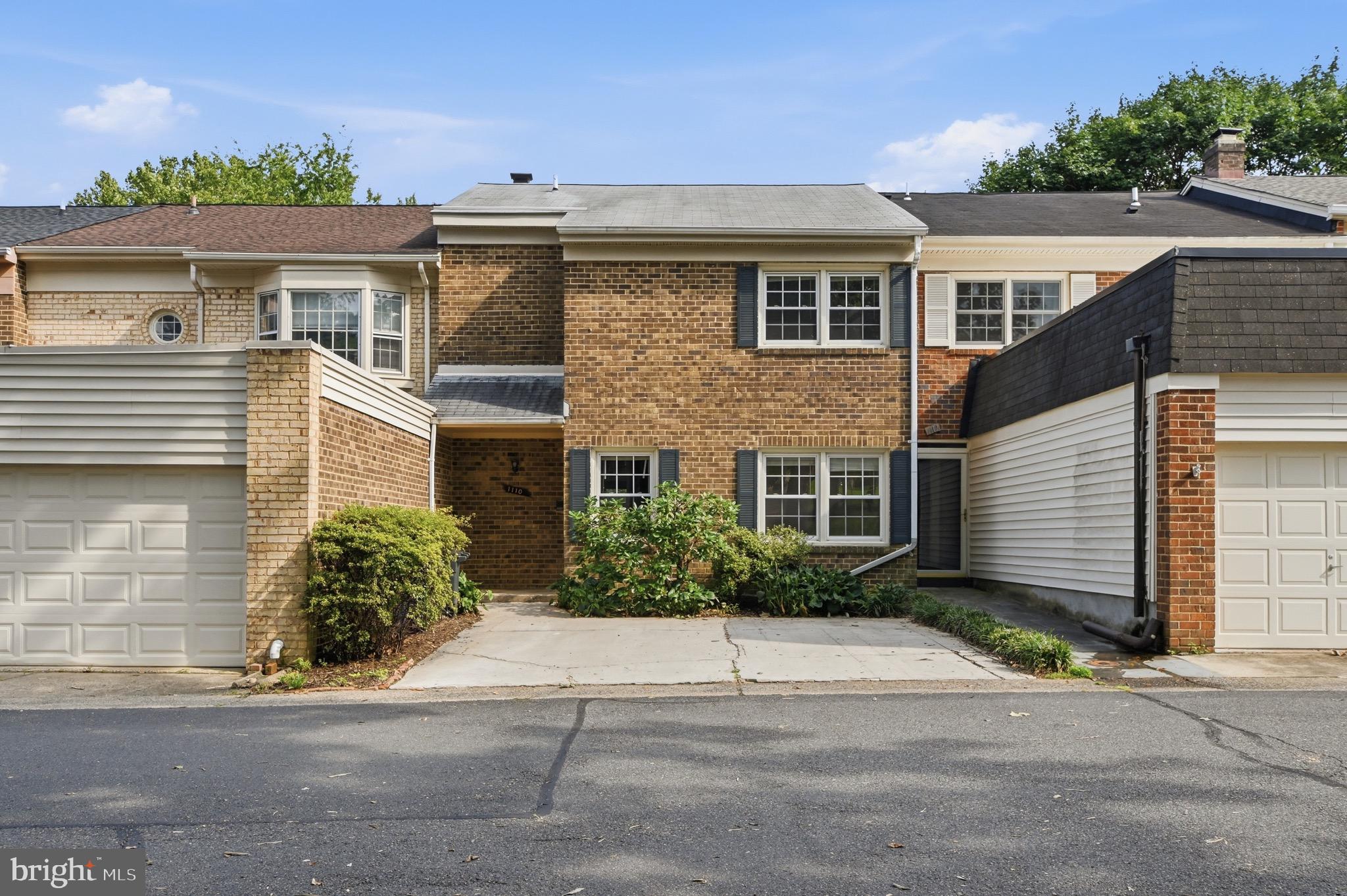 1110 MOOREFIELD CREEK ROAD SW