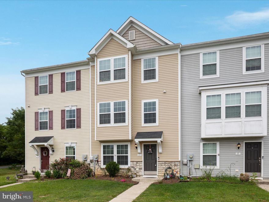 Welcome to 11 Private Court! This spacious 3 bed, 2.5 bath townhome offers over 2,200 sq. ft. of living space. Freshly painted from top to bottom and featuring brand new carpet upstairs, it’s completely move-in ready. The kitchen boasts granite countertops, stainless steel appliances, and plenty of cabinet space, while the backyard backs to trees for added privacy. With quick access to I-81, this home blends comfort, convenience, and space all in one! Schedule your private tour today!