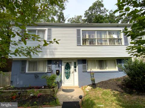 Photo of 14326 Bismark Avenue, WOODBRIDGE, VA 22193 (MLS # VAPW2127172)