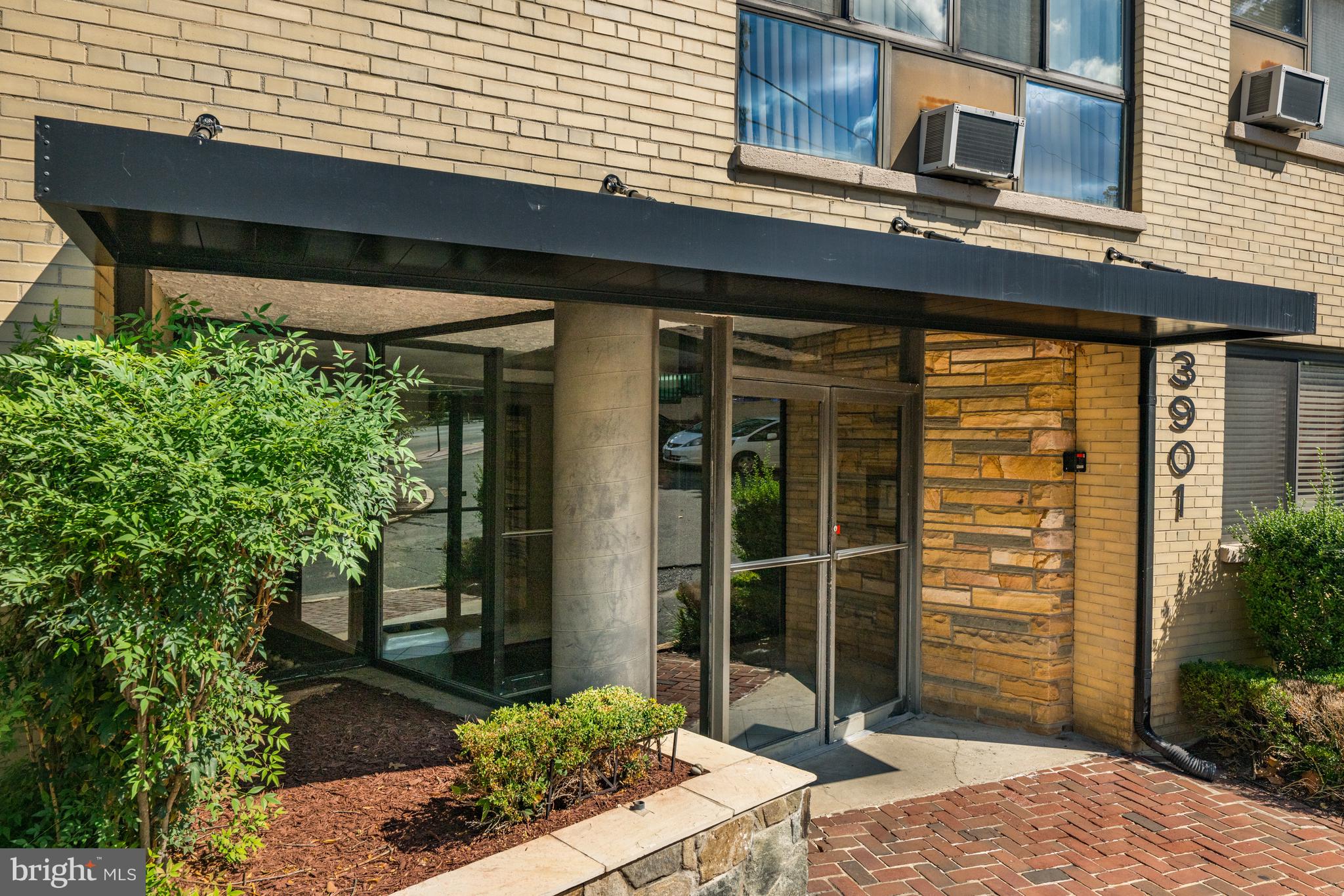 3901 TUNLAW ROAD NW 606