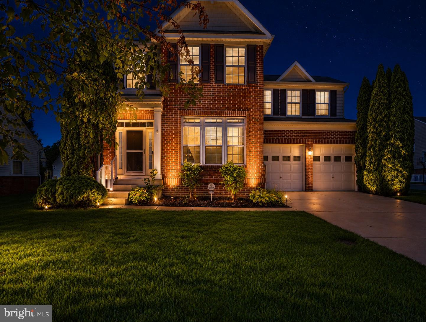 8888 PADDOCK LANE