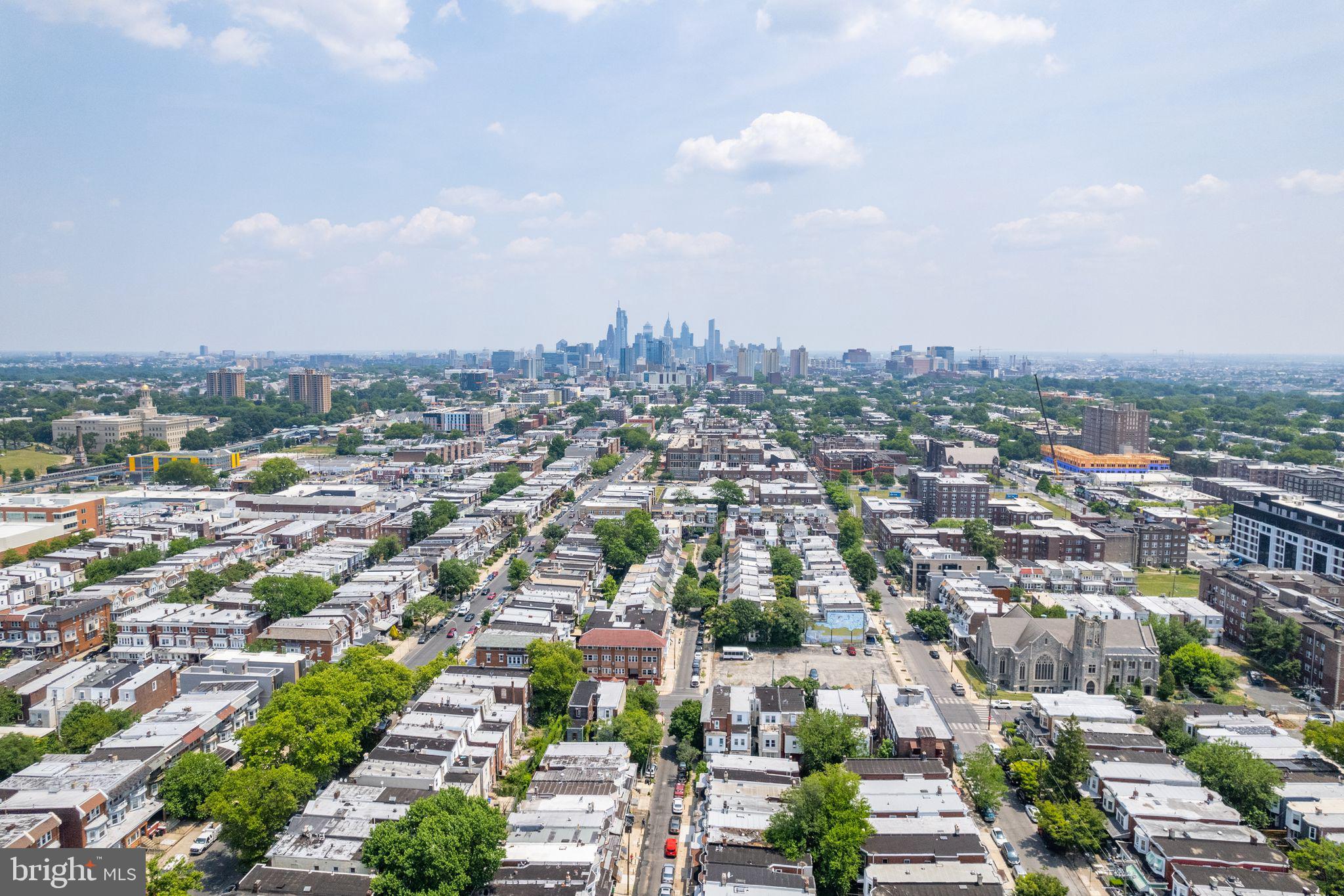 WALNUT HILL - Residential