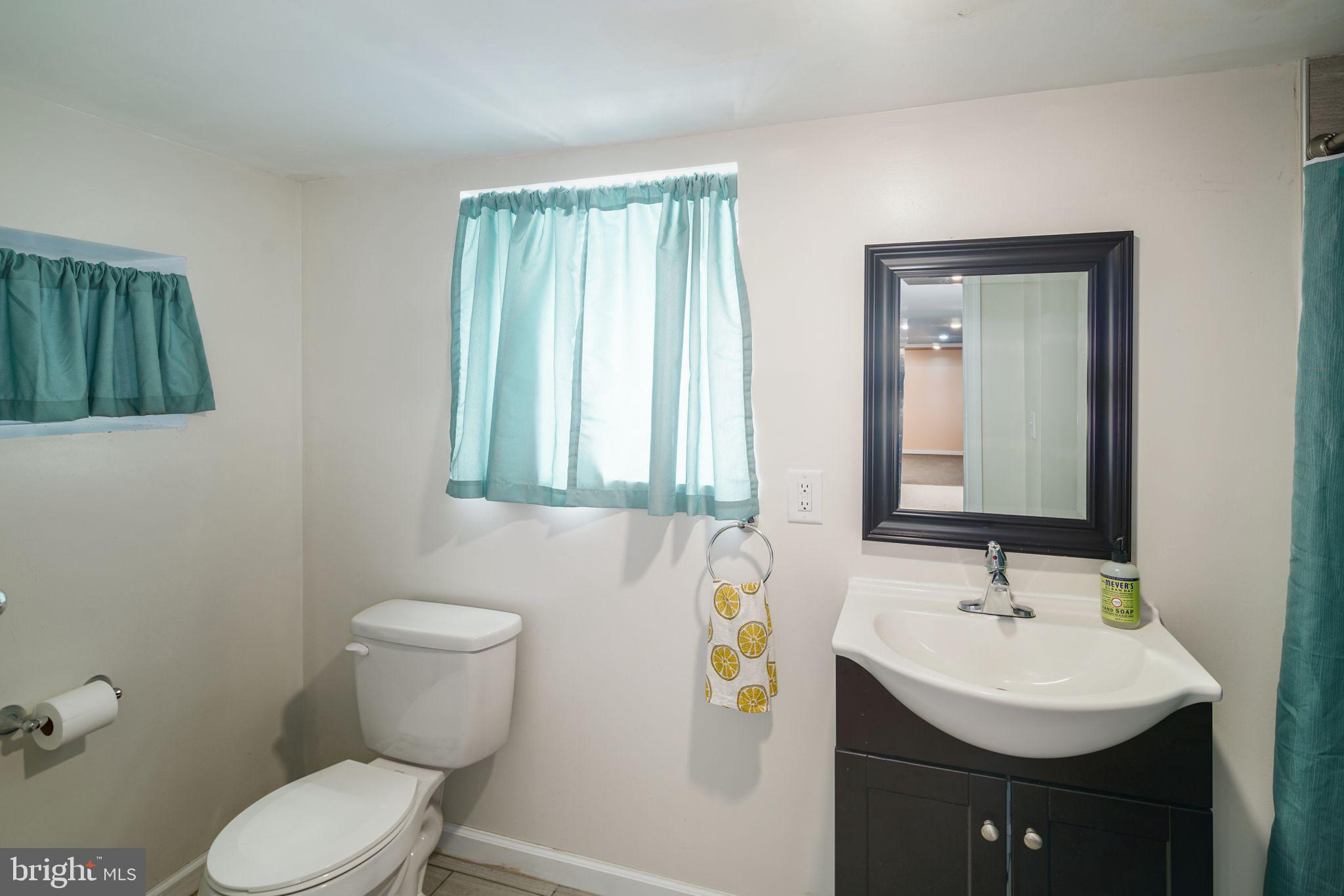 WALNUT HILL - Residential