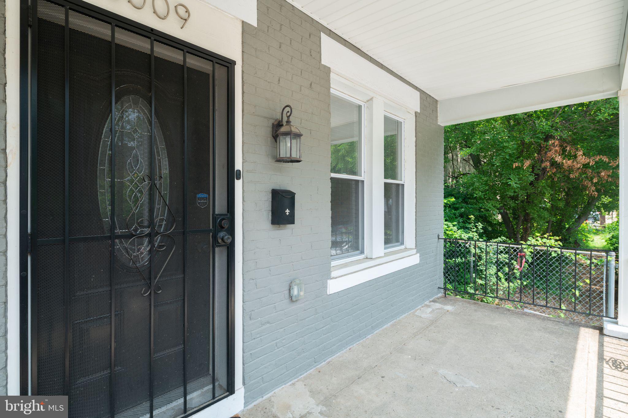 WALNUT HILL - Residential