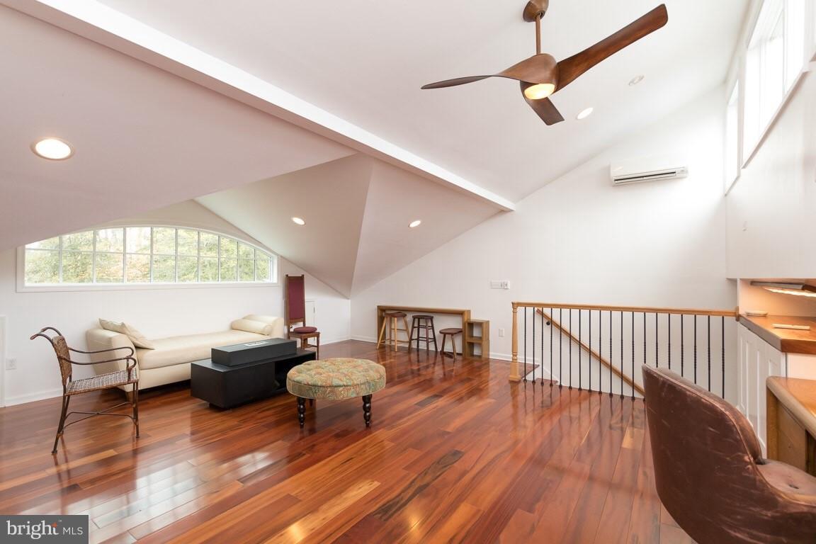 AMBERLEY - Residential