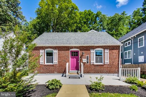 Photo of 3107 Plyers Mill Road, Kensington, MD 20895 (MLS # MDMC2093716)
