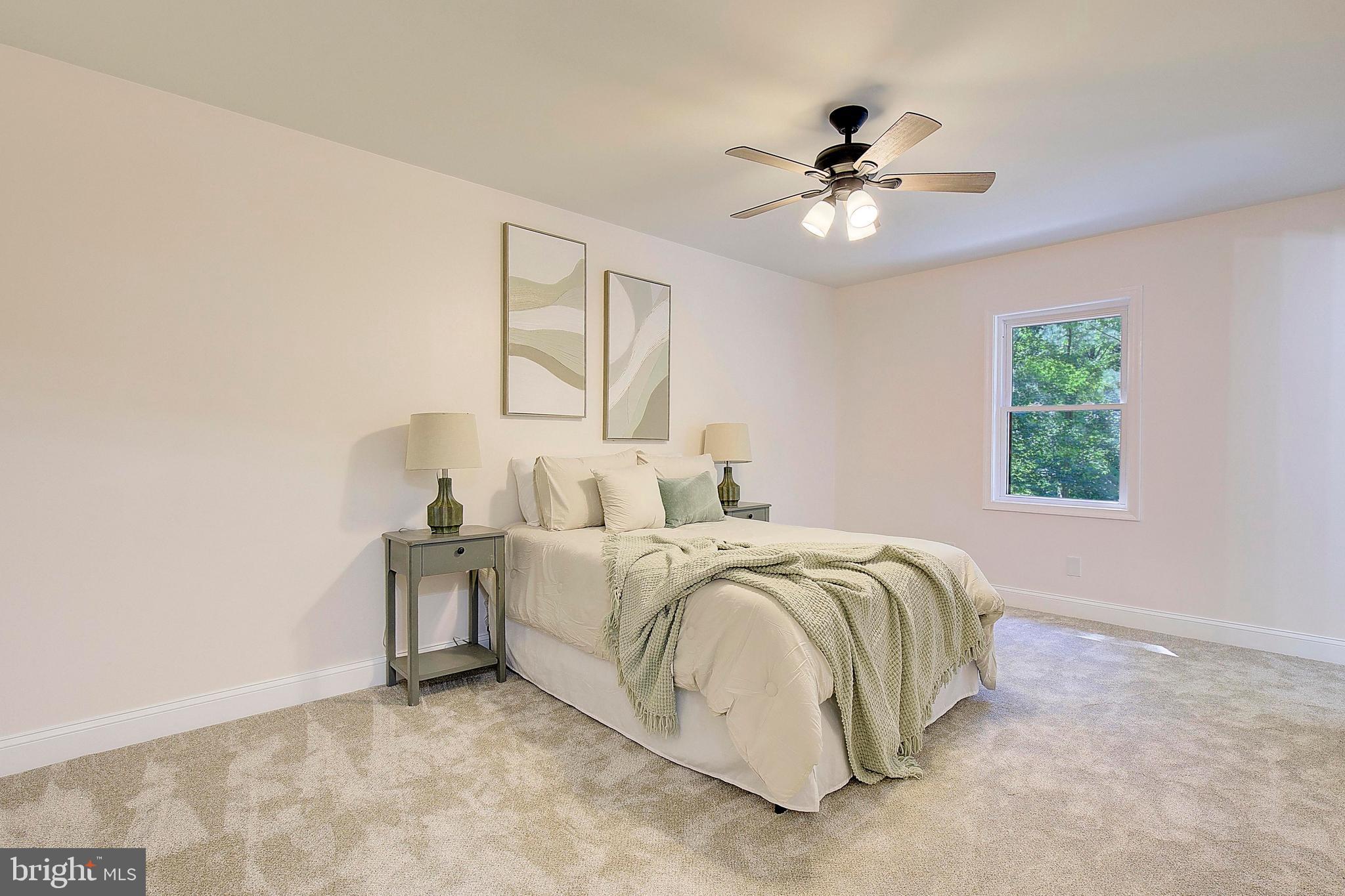 LAKE KARYLBROOK - Residential