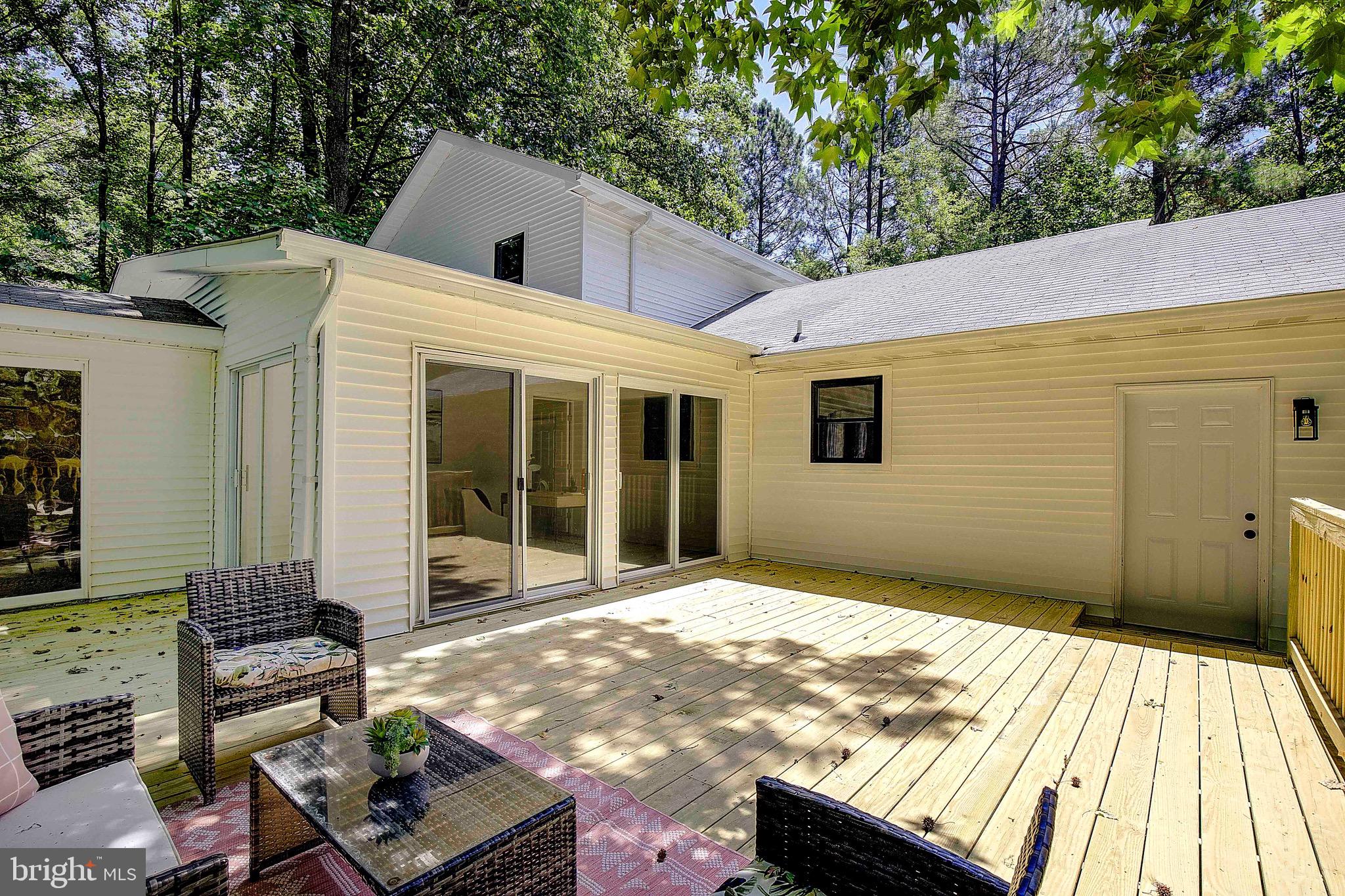 LAKE KARYLBROOK - Residential